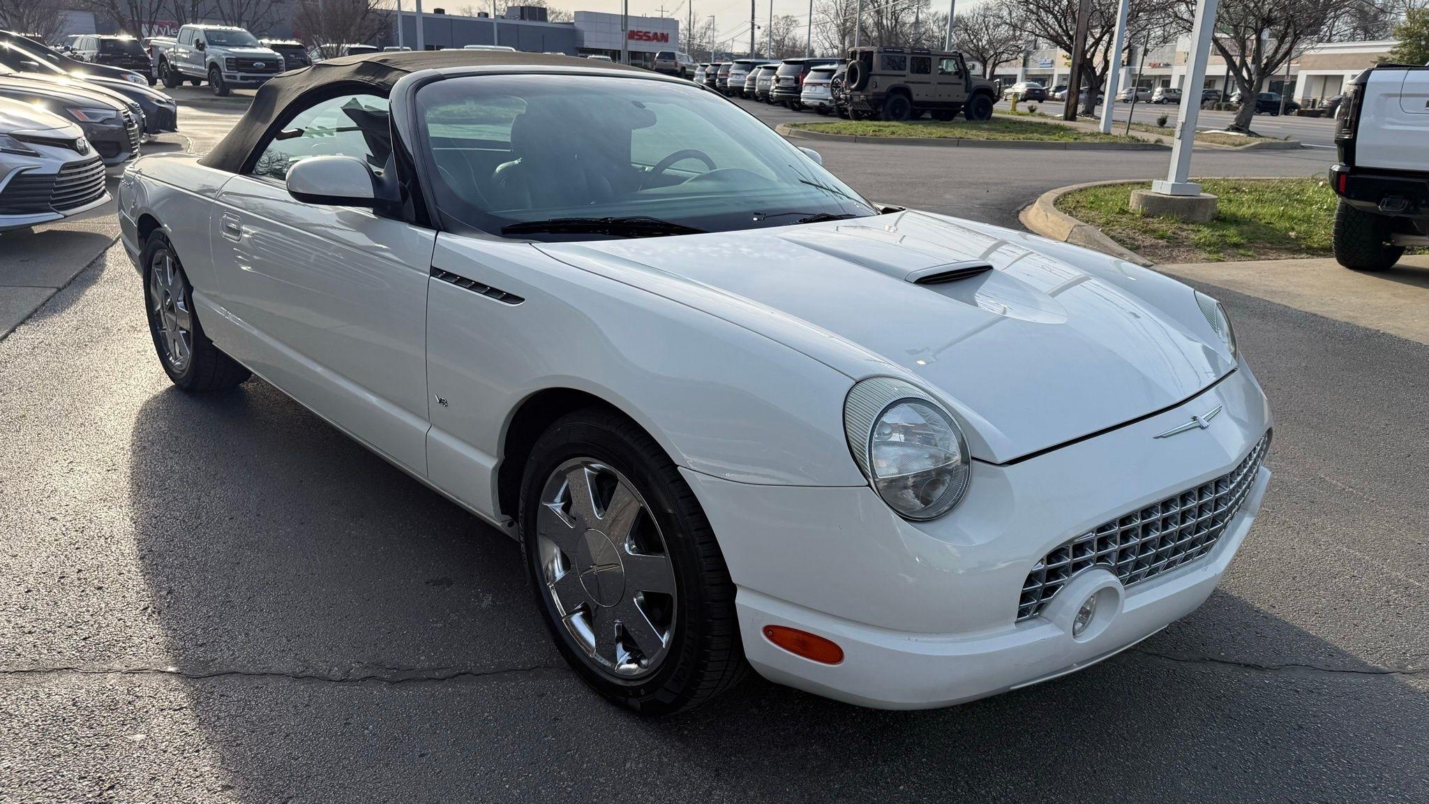 Ford Thunderbird  2003