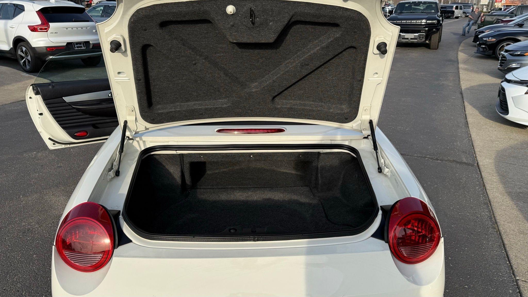 Ford Thunderbird  2003