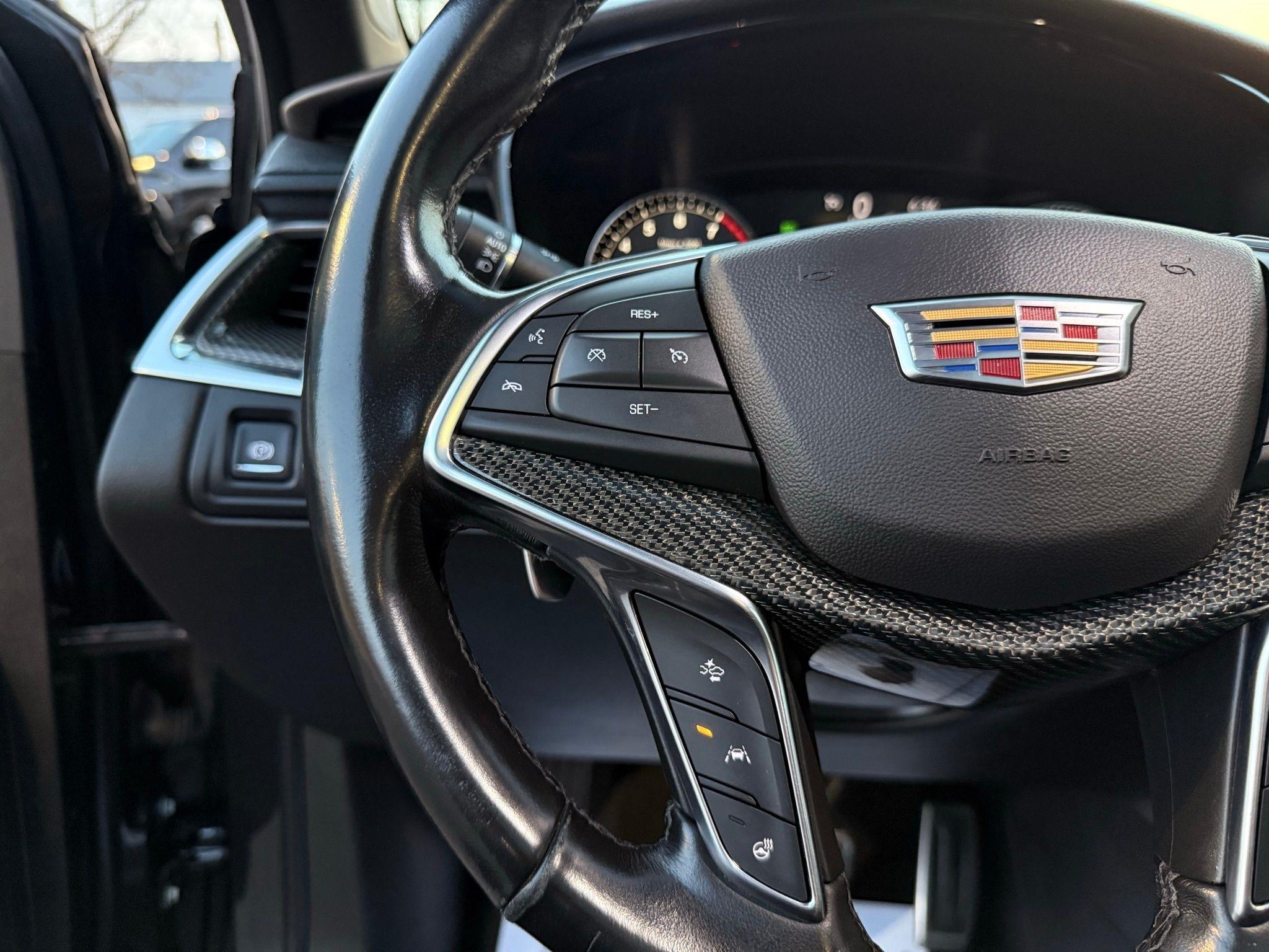 Cadillac XT5  2020