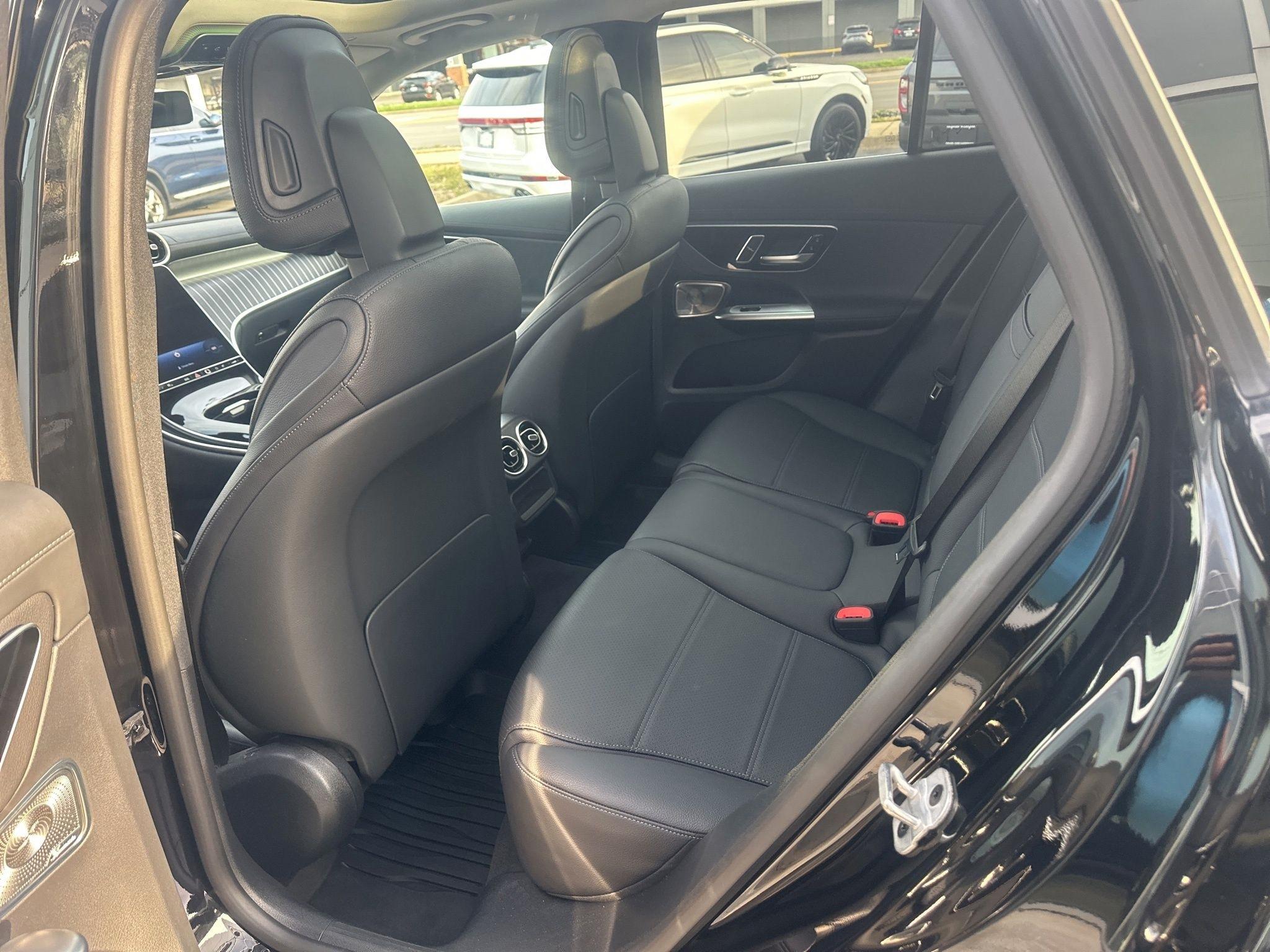 Mercedes-Benz GLC  2023