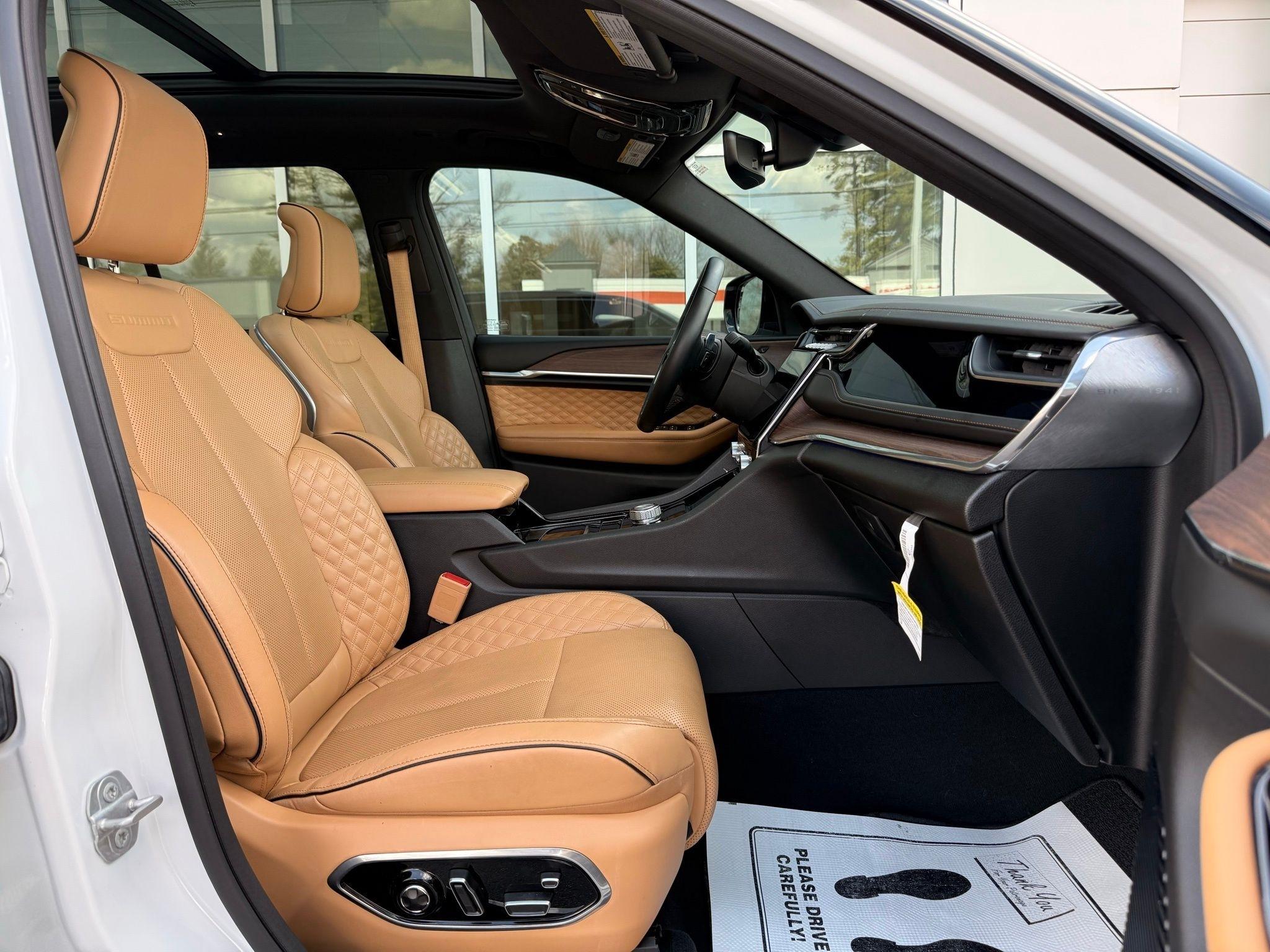 Jeep Grand Cherokee  2022