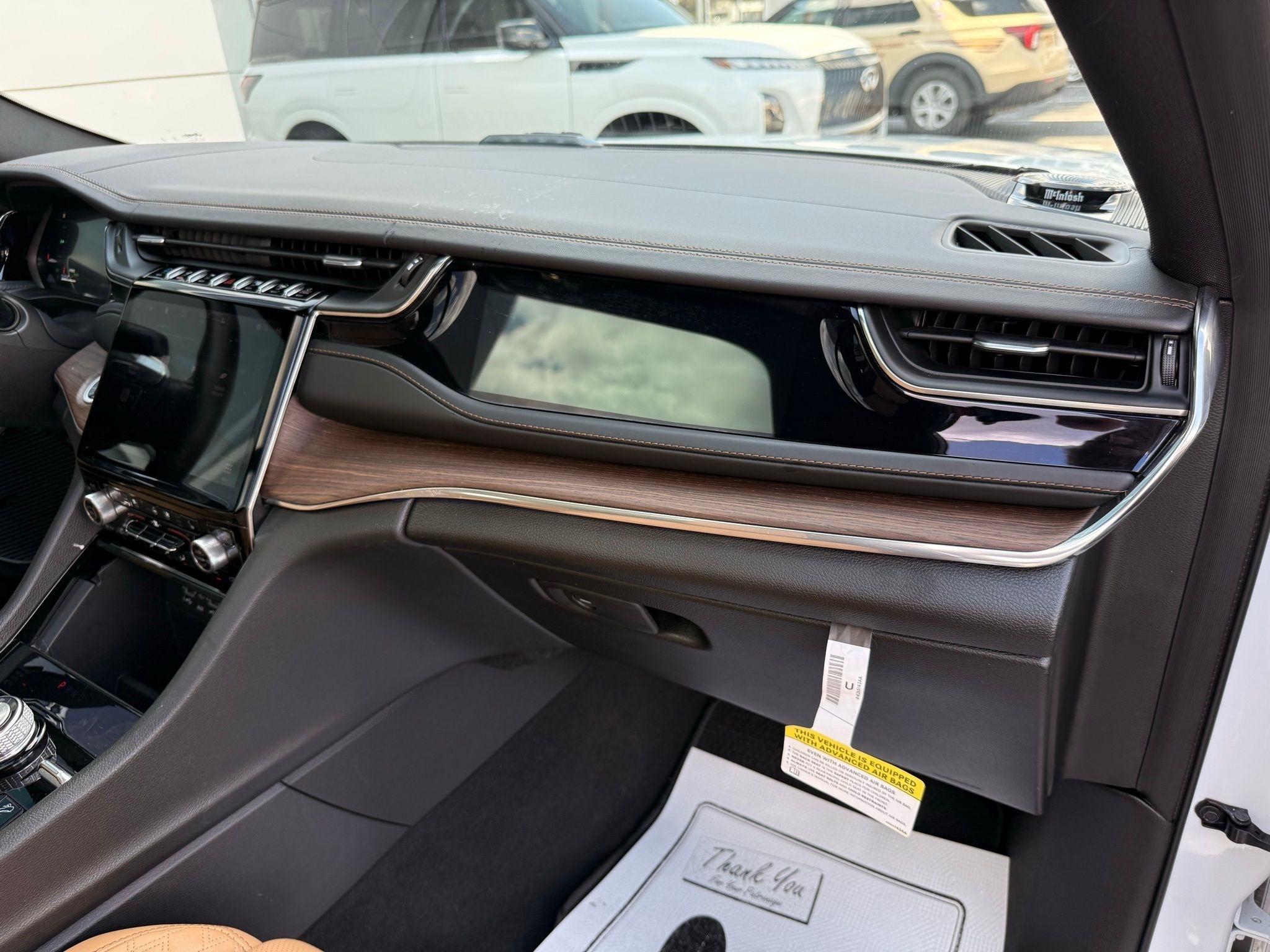 Jeep Grand Cherokee  2022