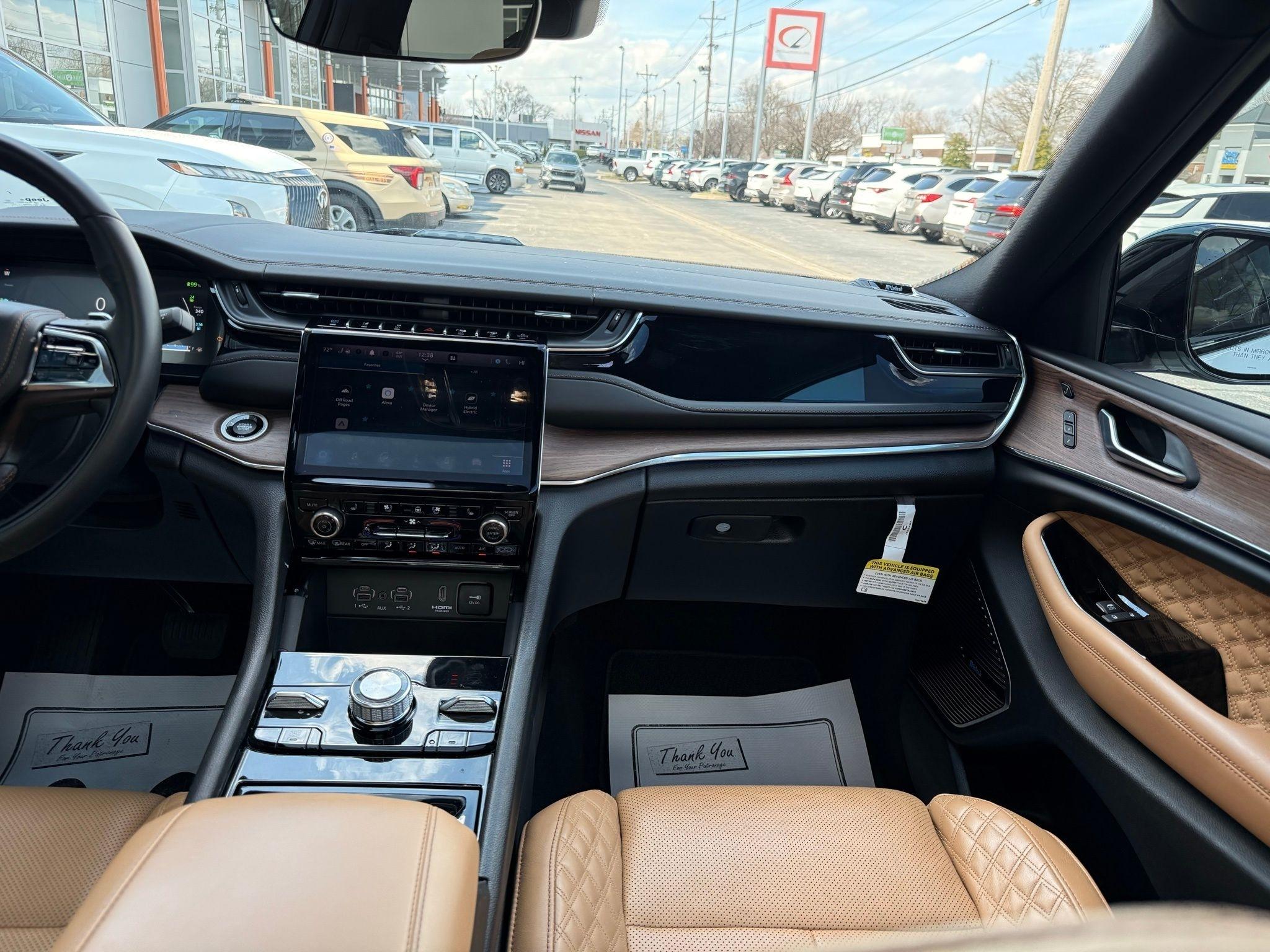 Jeep Grand Cherokee  2022