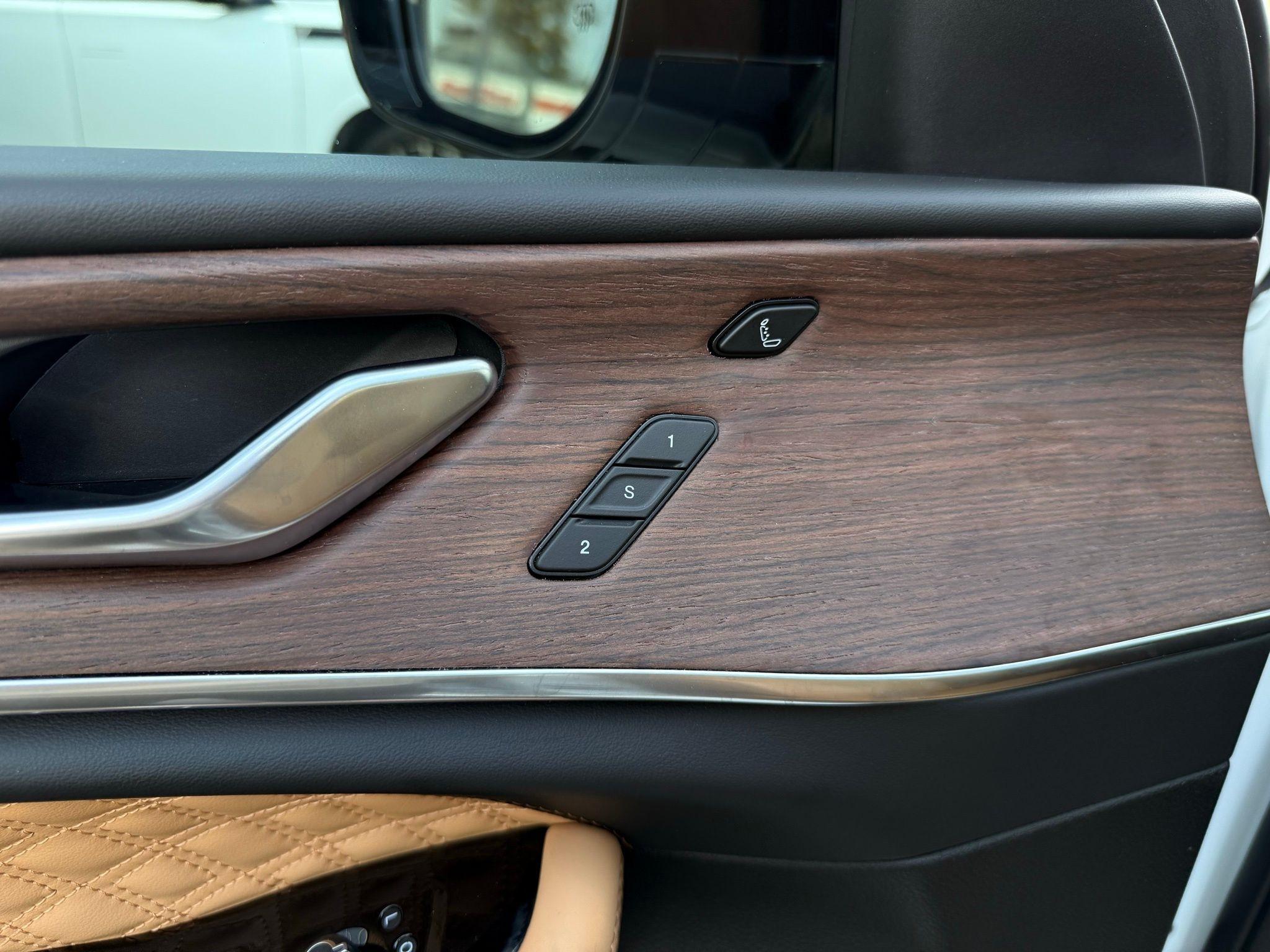 Jeep Grand Cherokee  2022