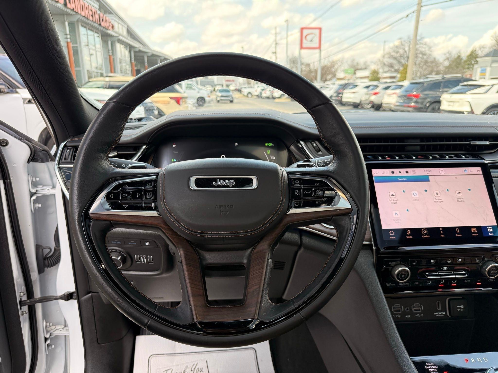 Jeep Grand Cherokee  2022