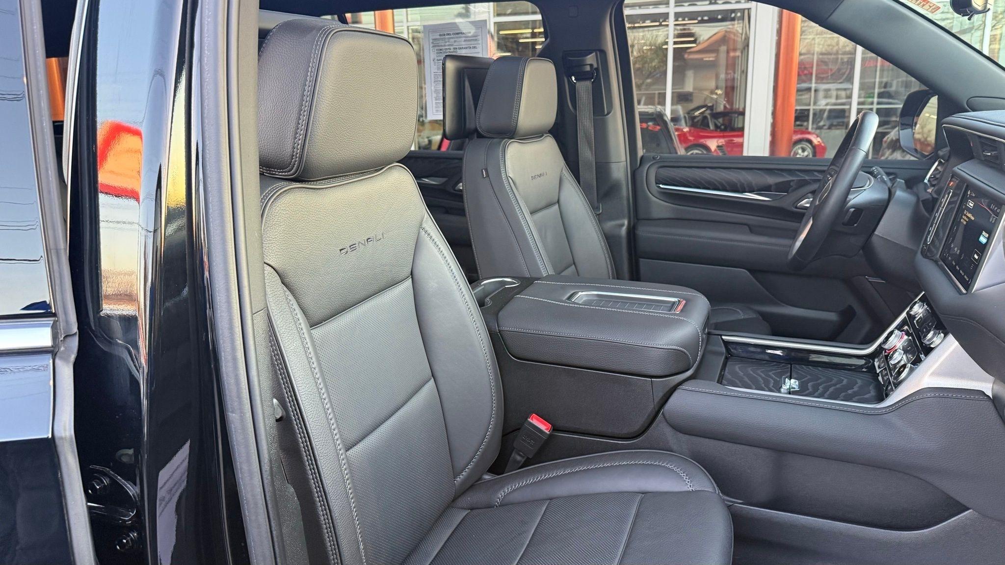 GMC Yukon XL  2024