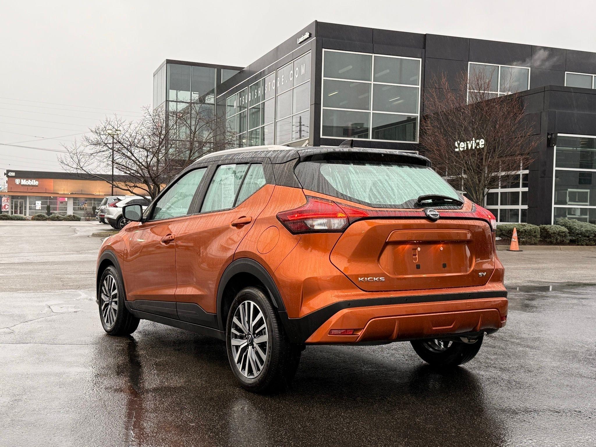 Nissan Kicks  2023