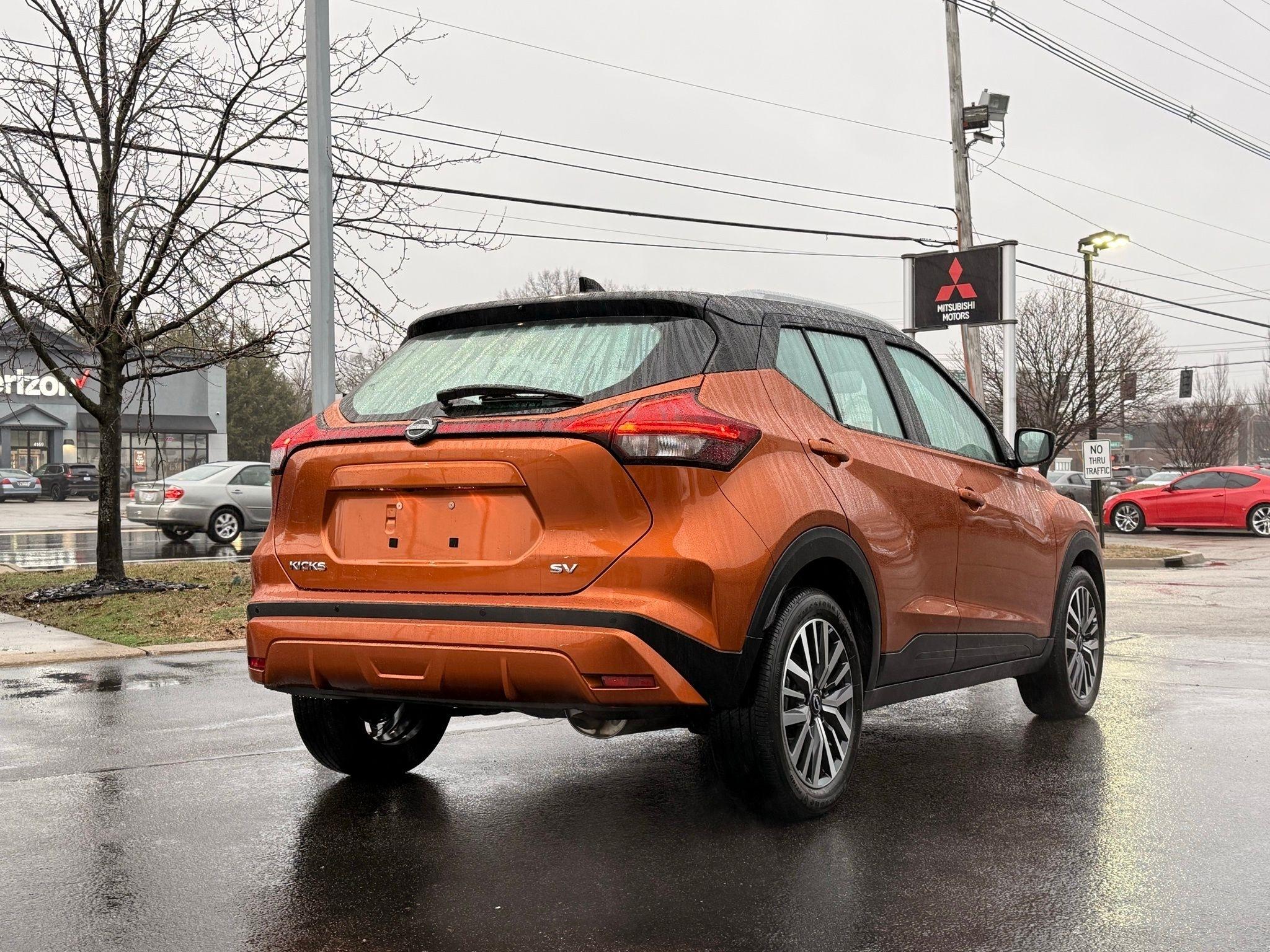 Nissan Kicks  2023
