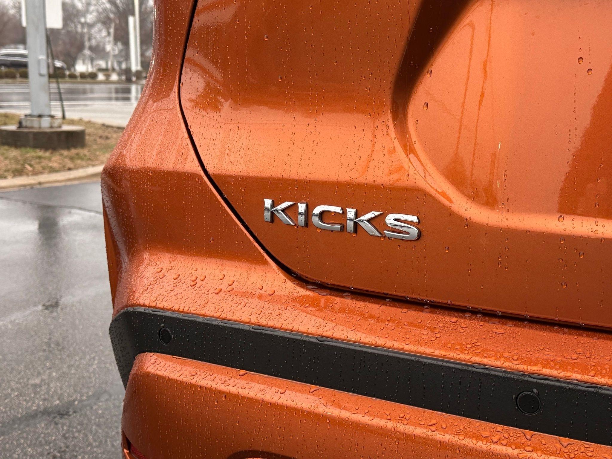 Nissan Kicks  2023