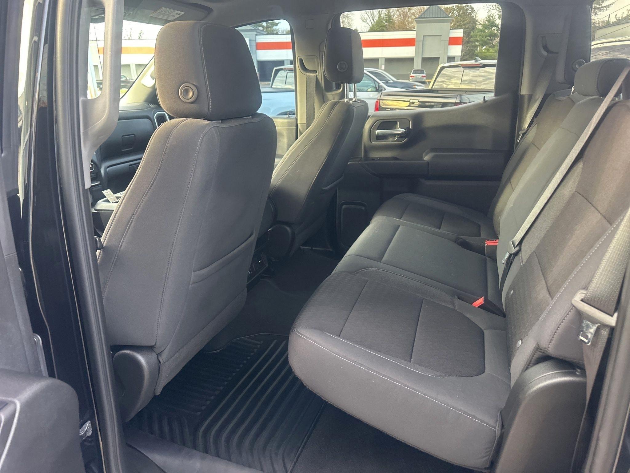 Chevrolet Silverado 1500  2021