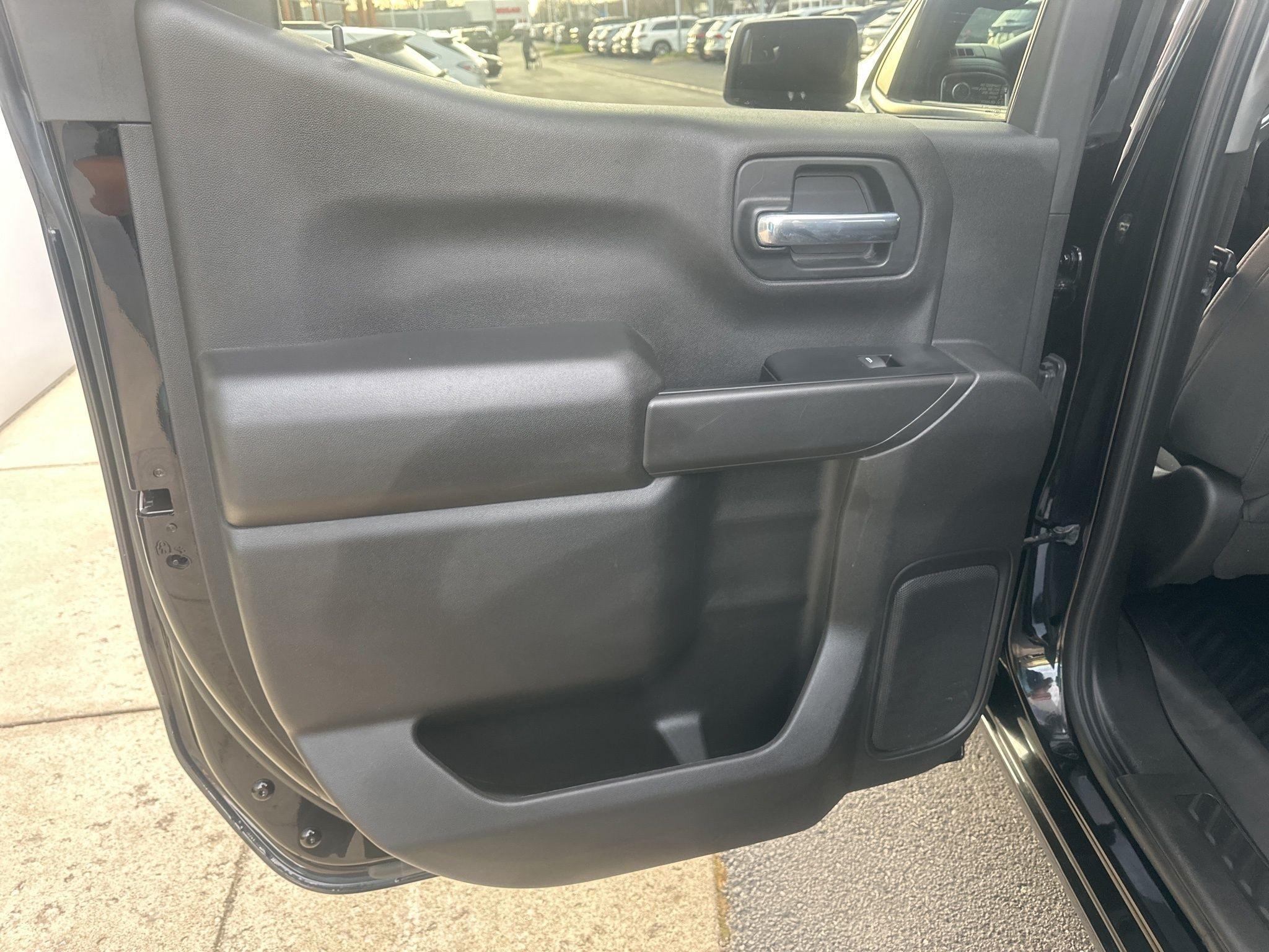 Chevrolet Silverado 1500  2021