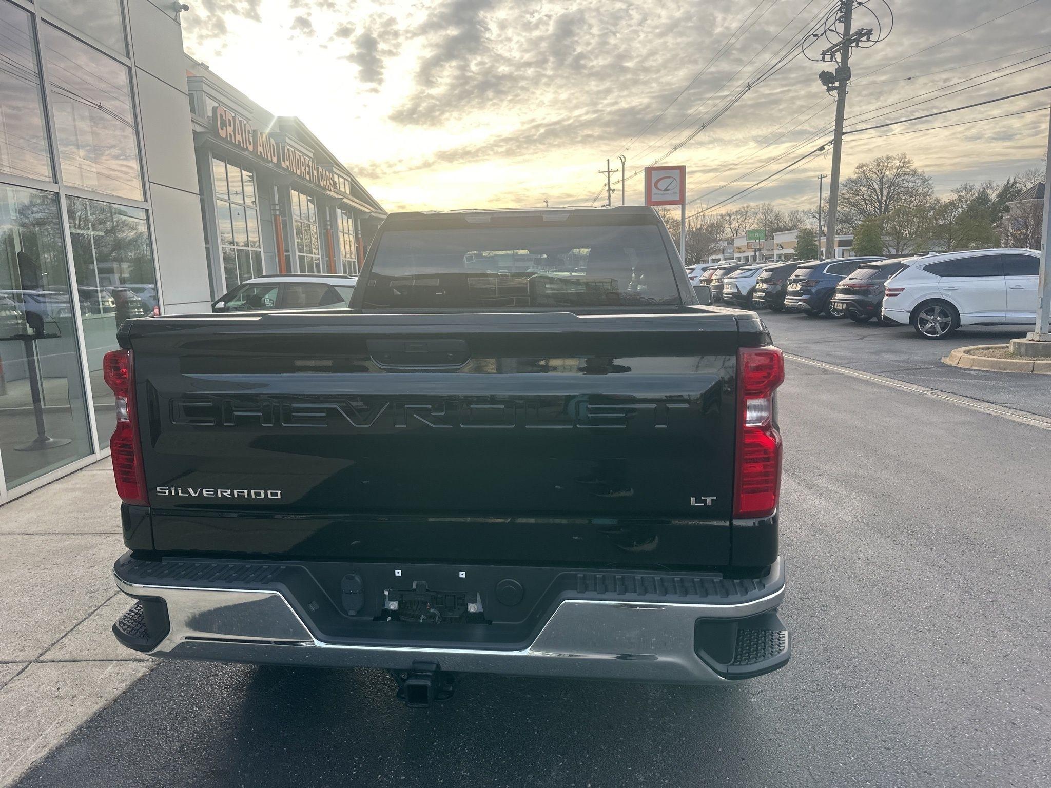 Chevrolet Silverado 1500  2021