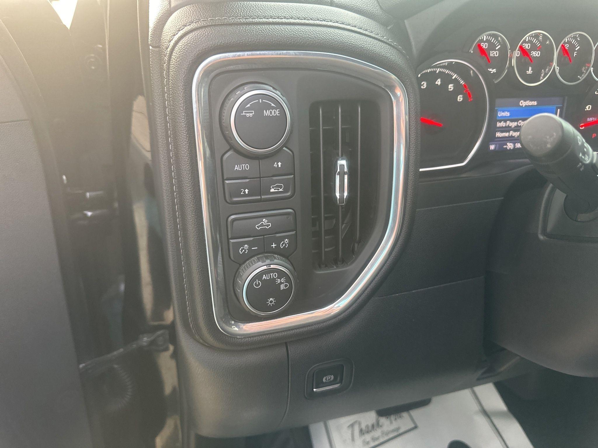 Chevrolet Silverado 1500  2021