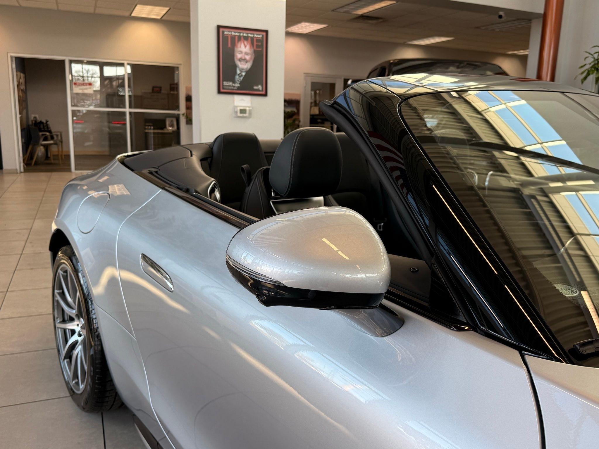 Mercedes-Benz SL-Class  2023