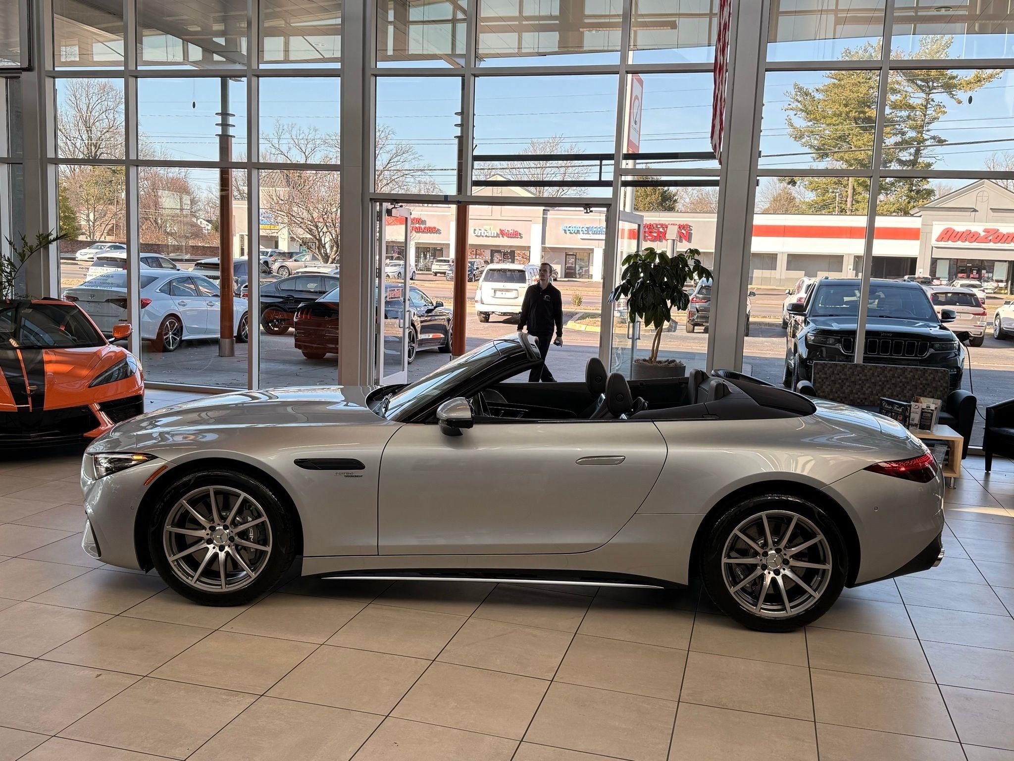 Mercedes-Benz SL-Class  2023