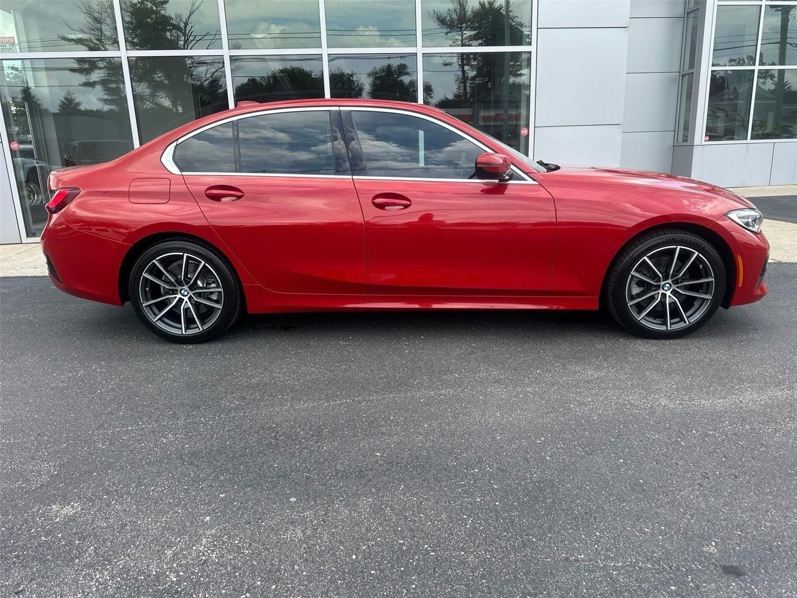 BMW 3 Series  2022