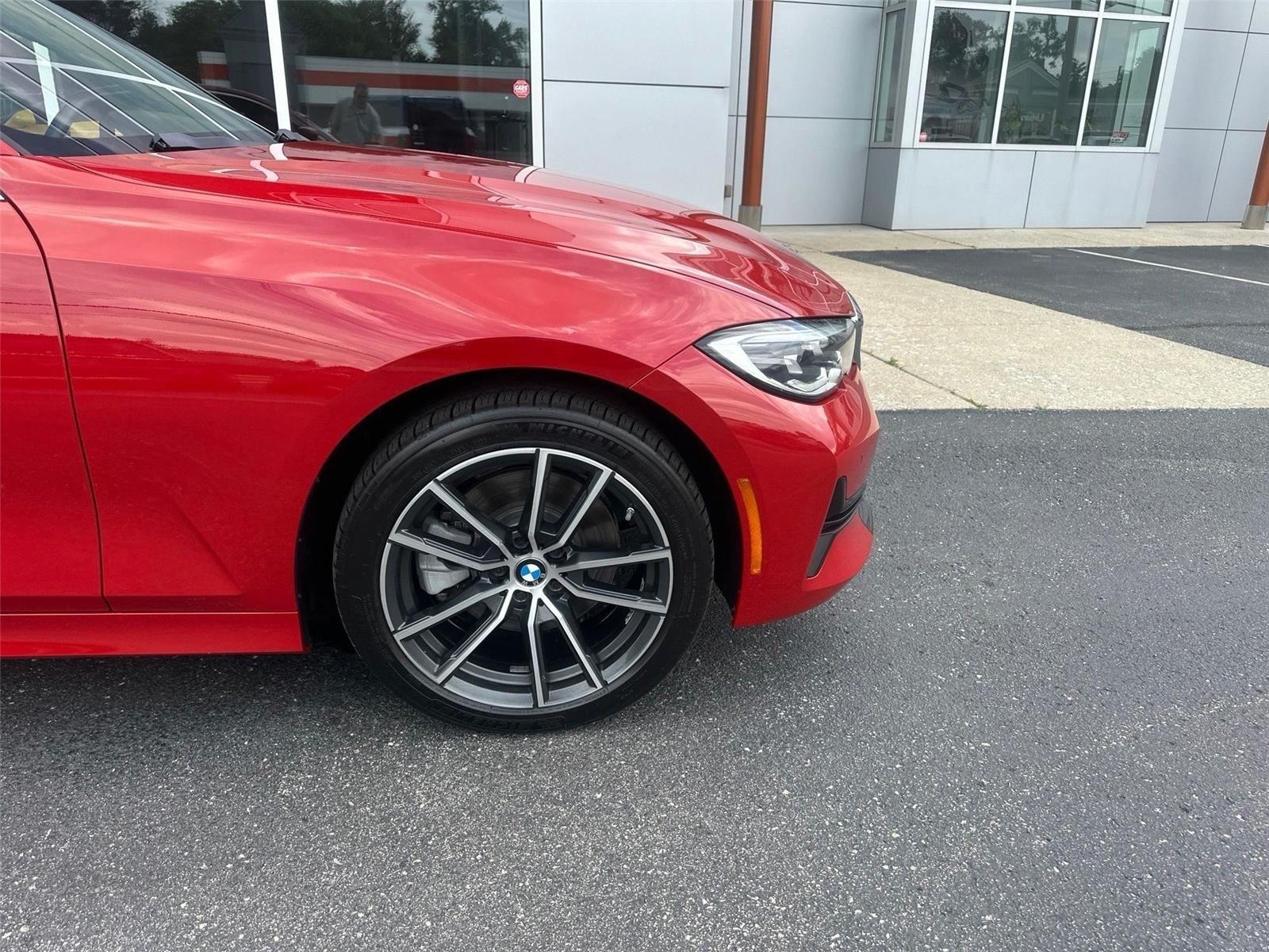 BMW 3 Series  2022