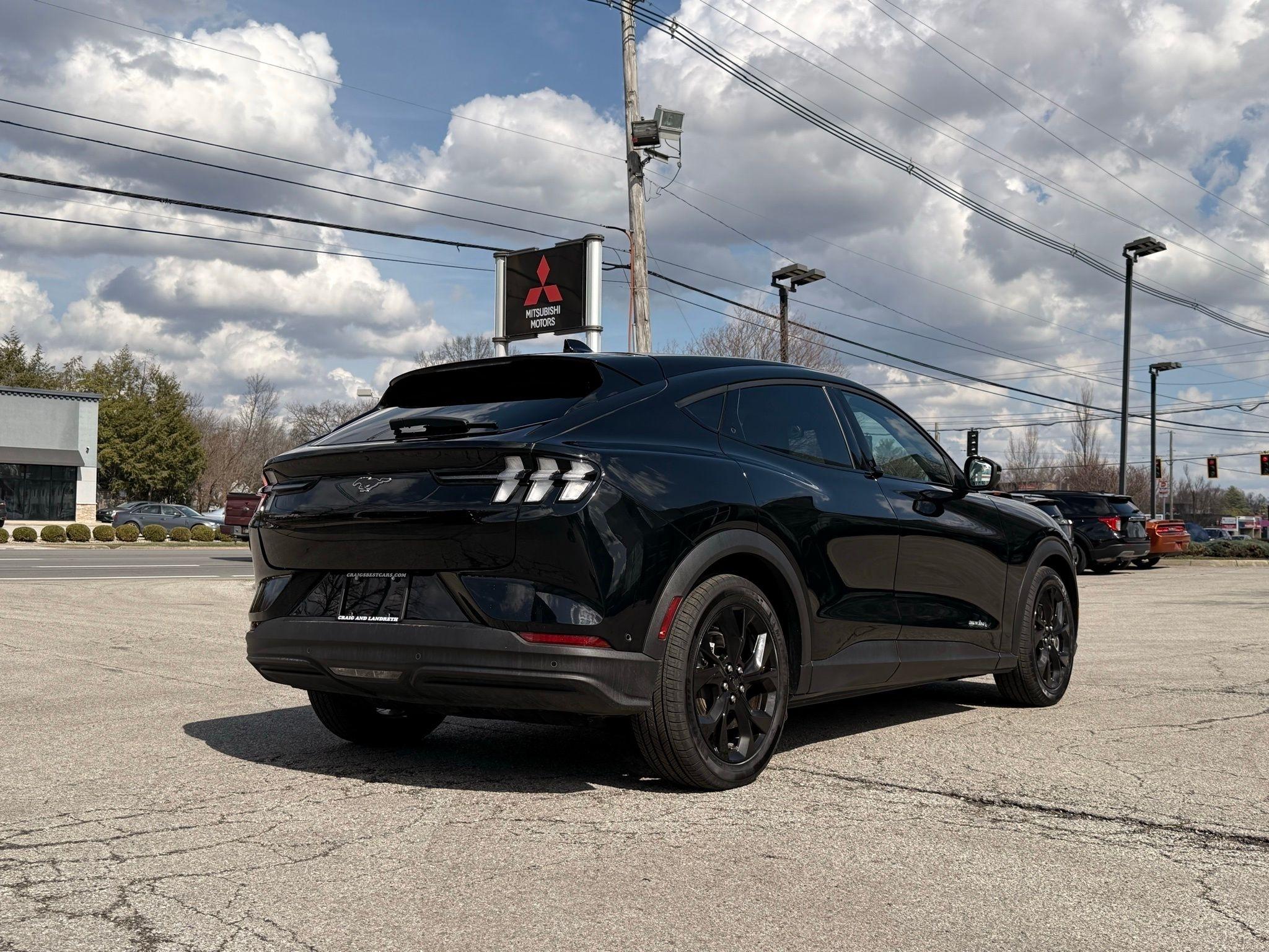 Ford Mustang Mach-E  2024