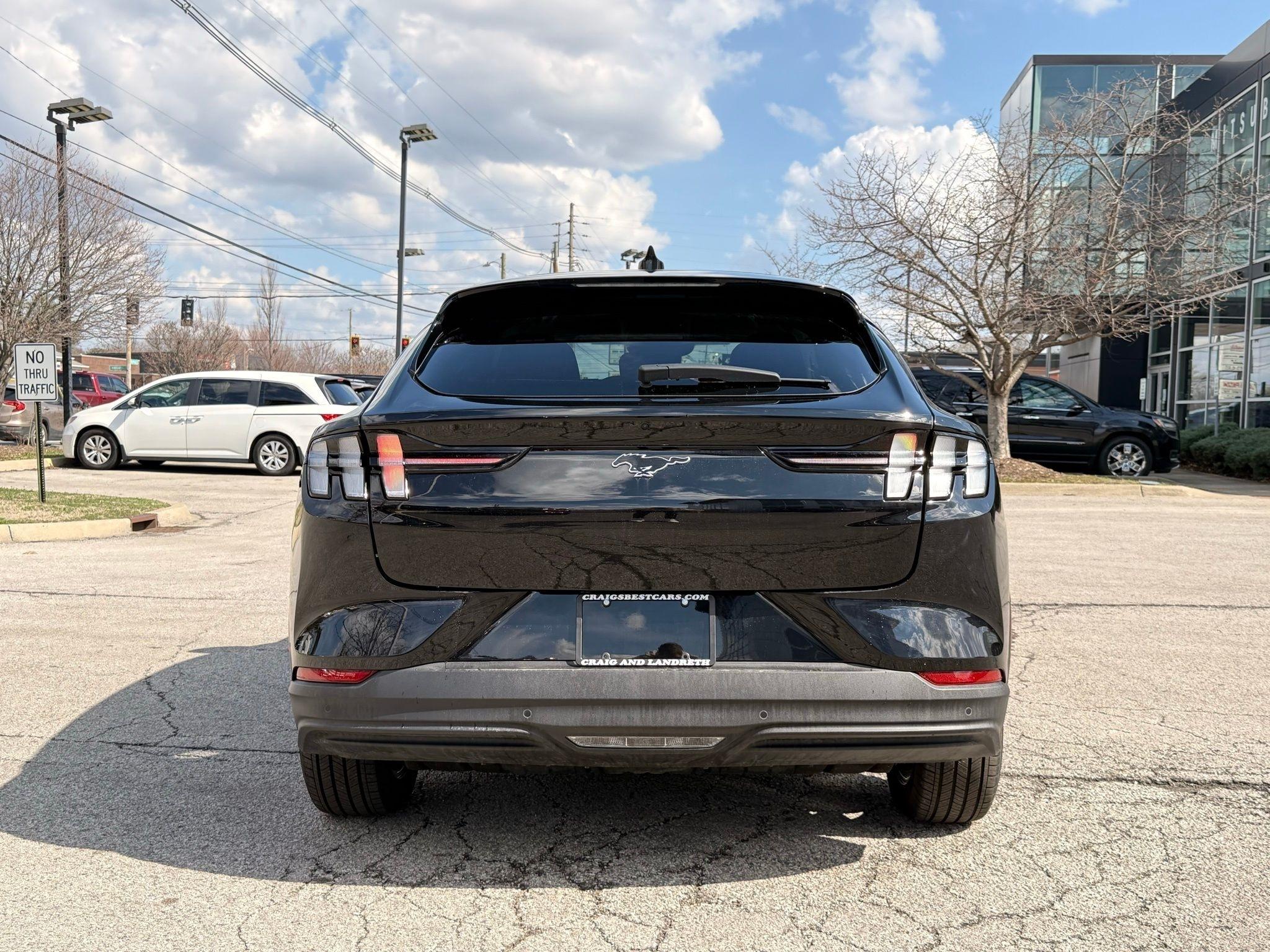 Ford Mustang Mach-E  2024