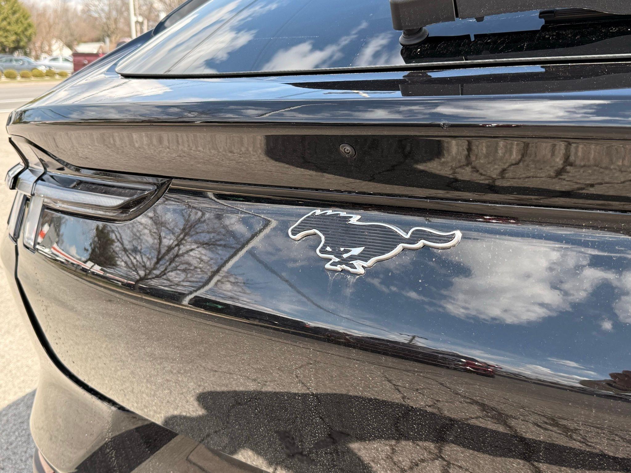 Ford Mustang Mach-E  2024