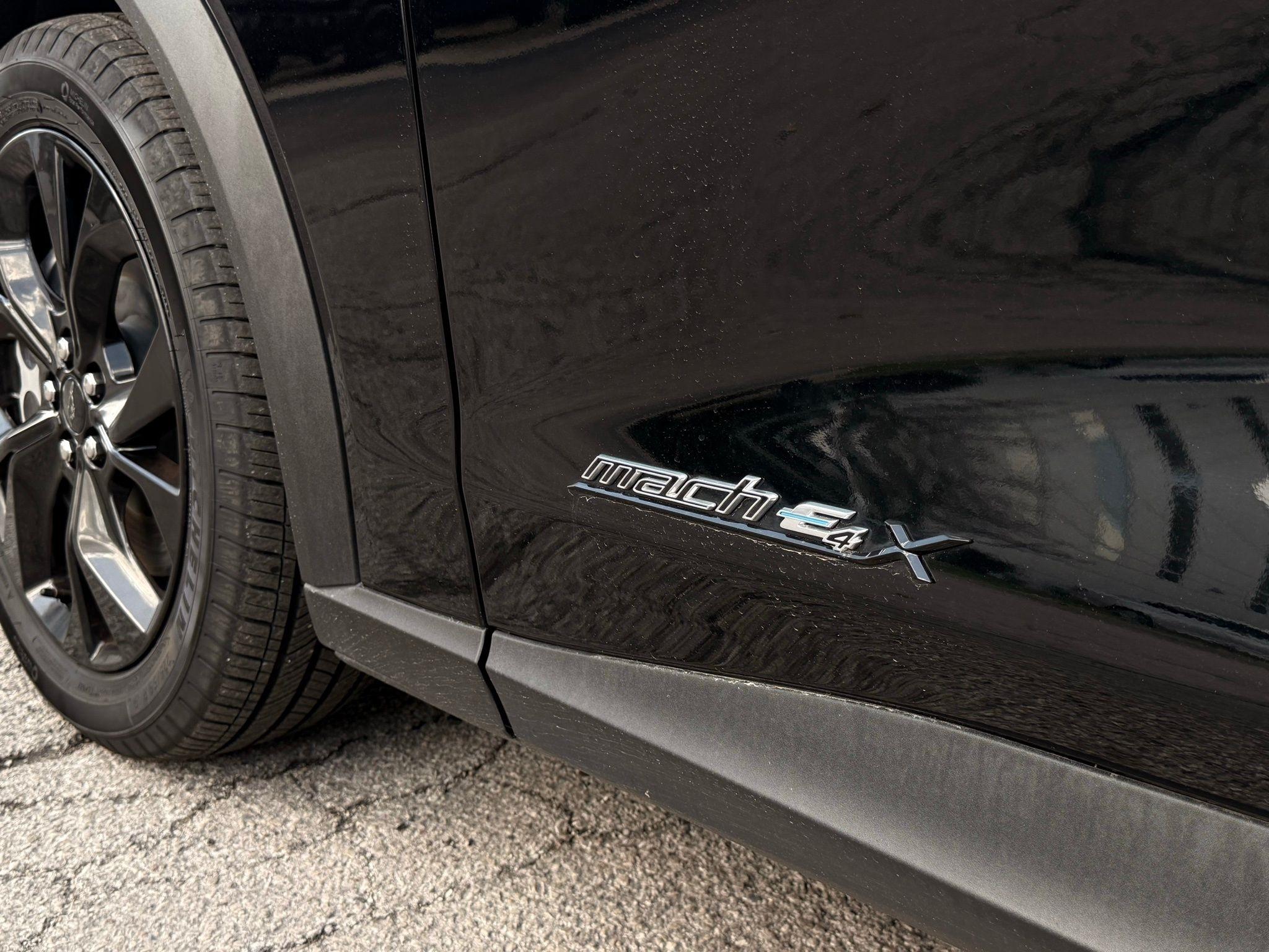 Ford Mustang Mach-E  2024