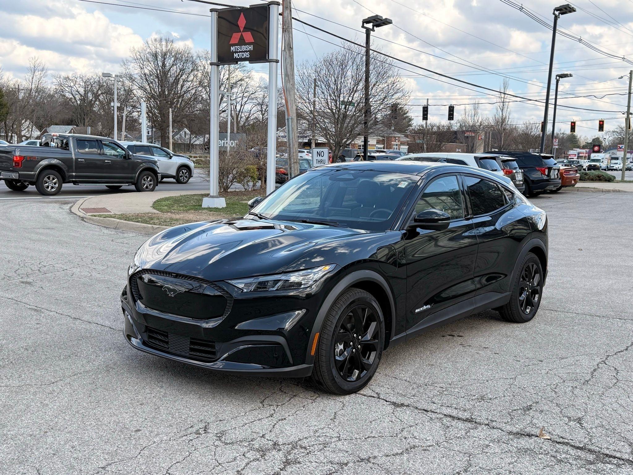 Ford Mustang Mach-E  2024
