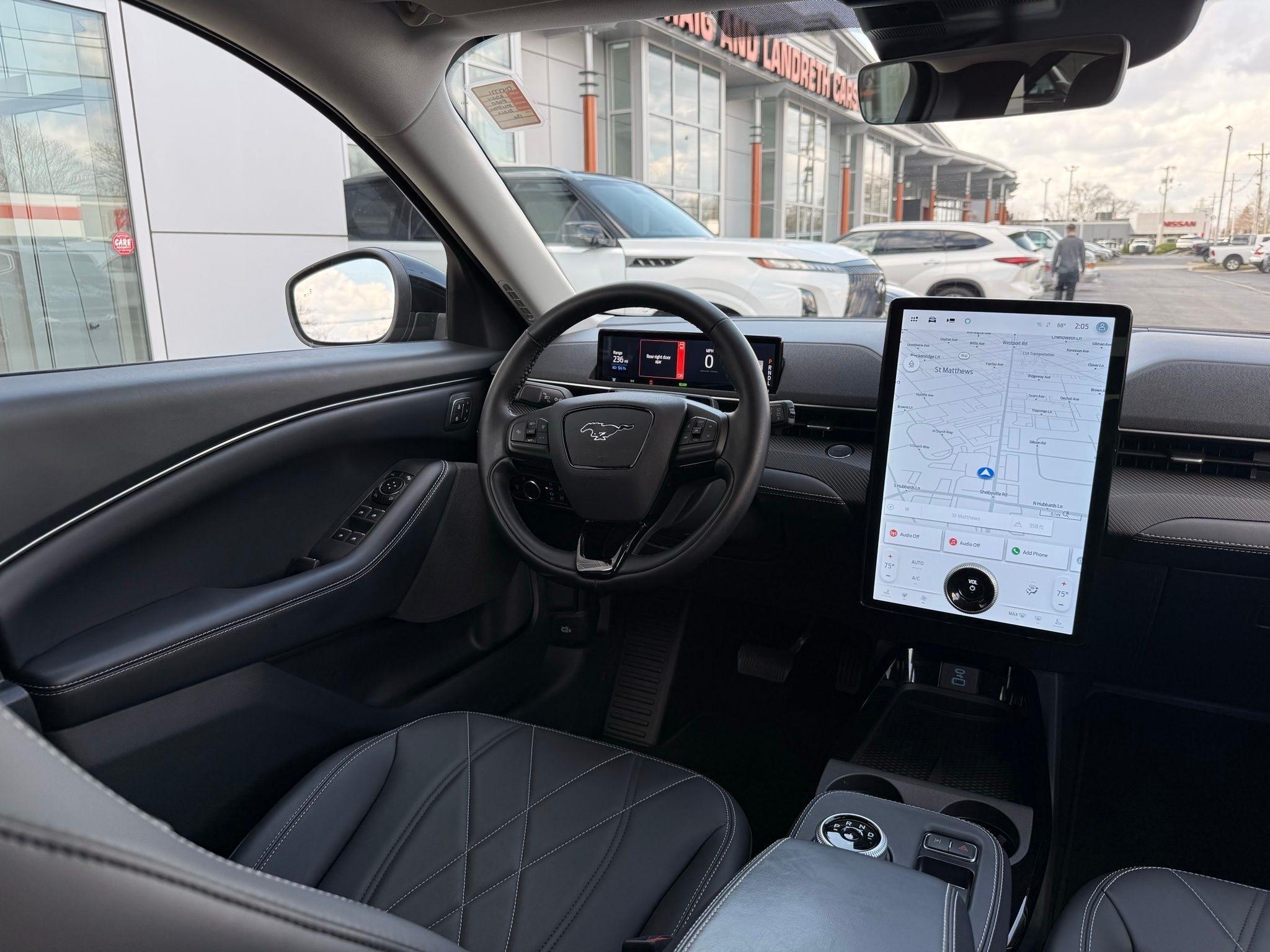 Ford Mustang Mach-E  2024