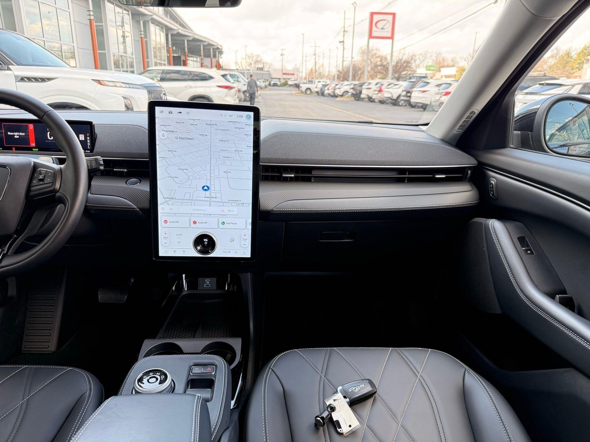 Ford Mustang Mach-E  2024