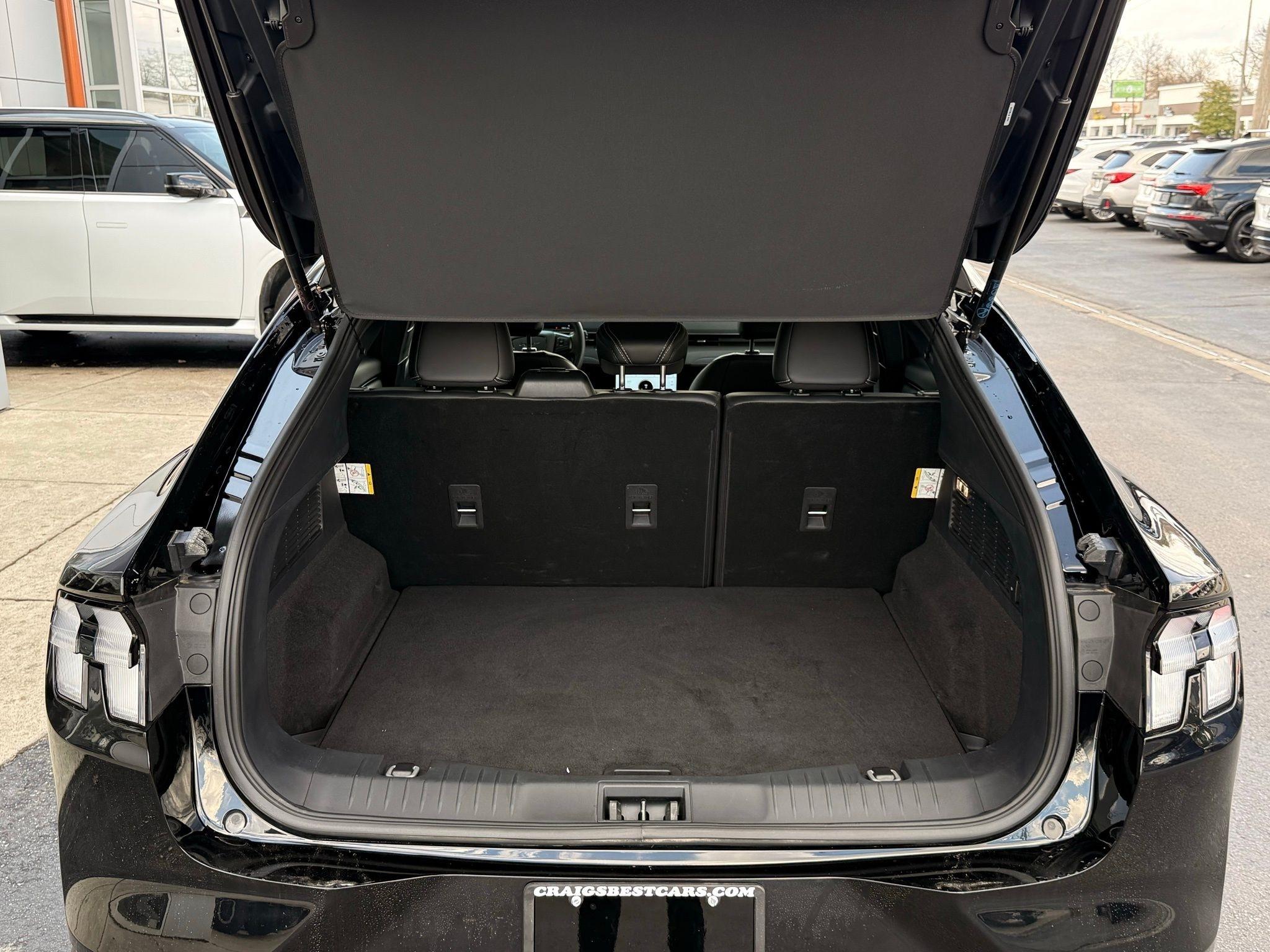 Ford Mustang Mach-E  2024