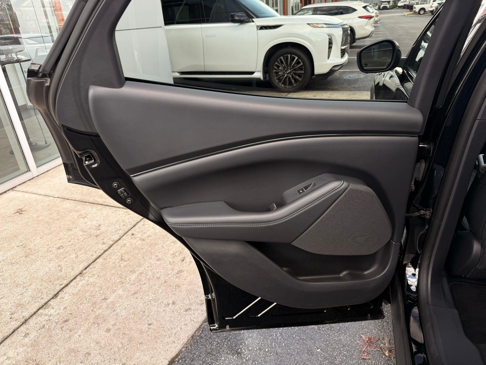 Ford Mustang Mach-E  2024