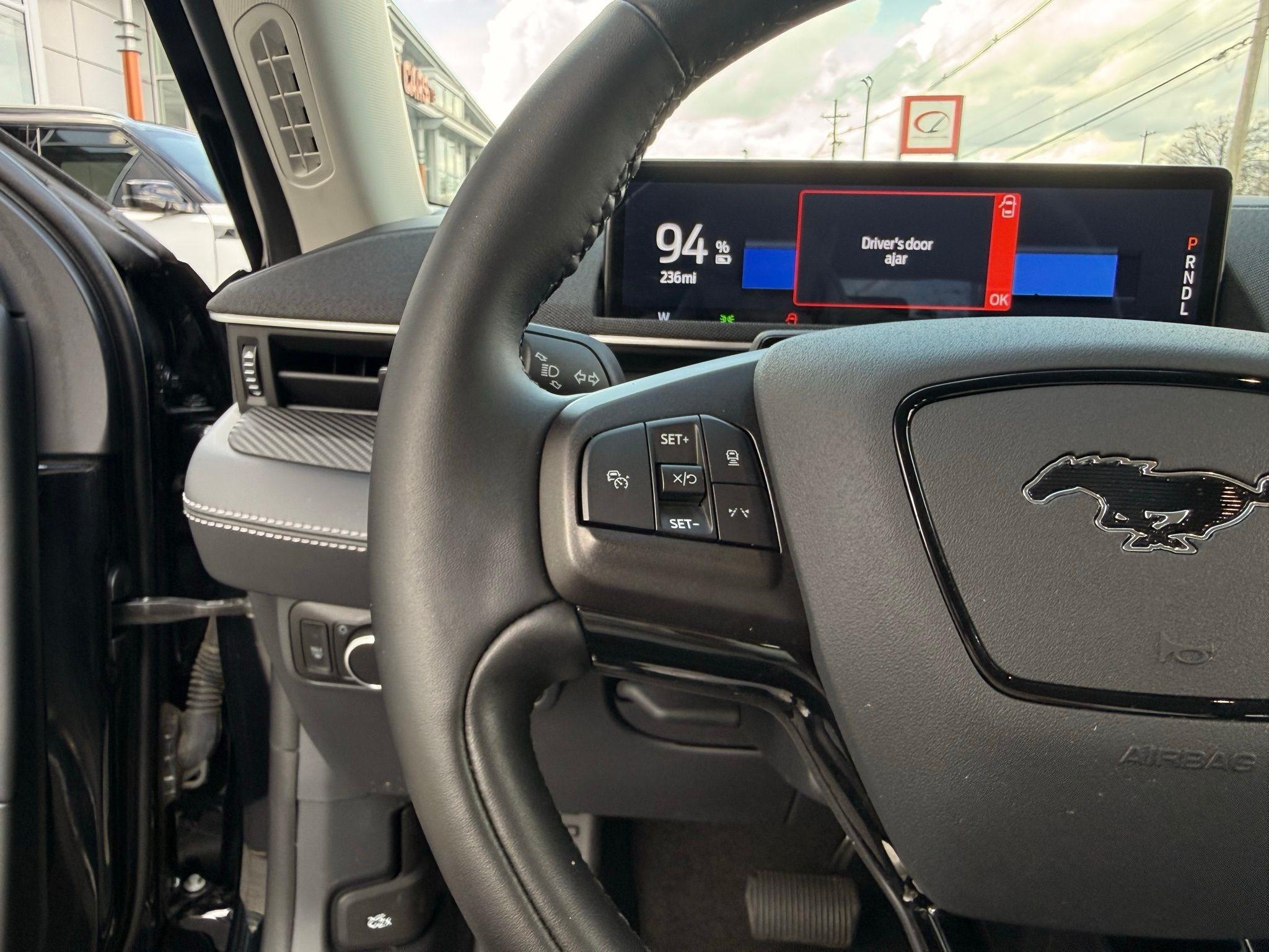 Ford Mustang Mach-E  2024