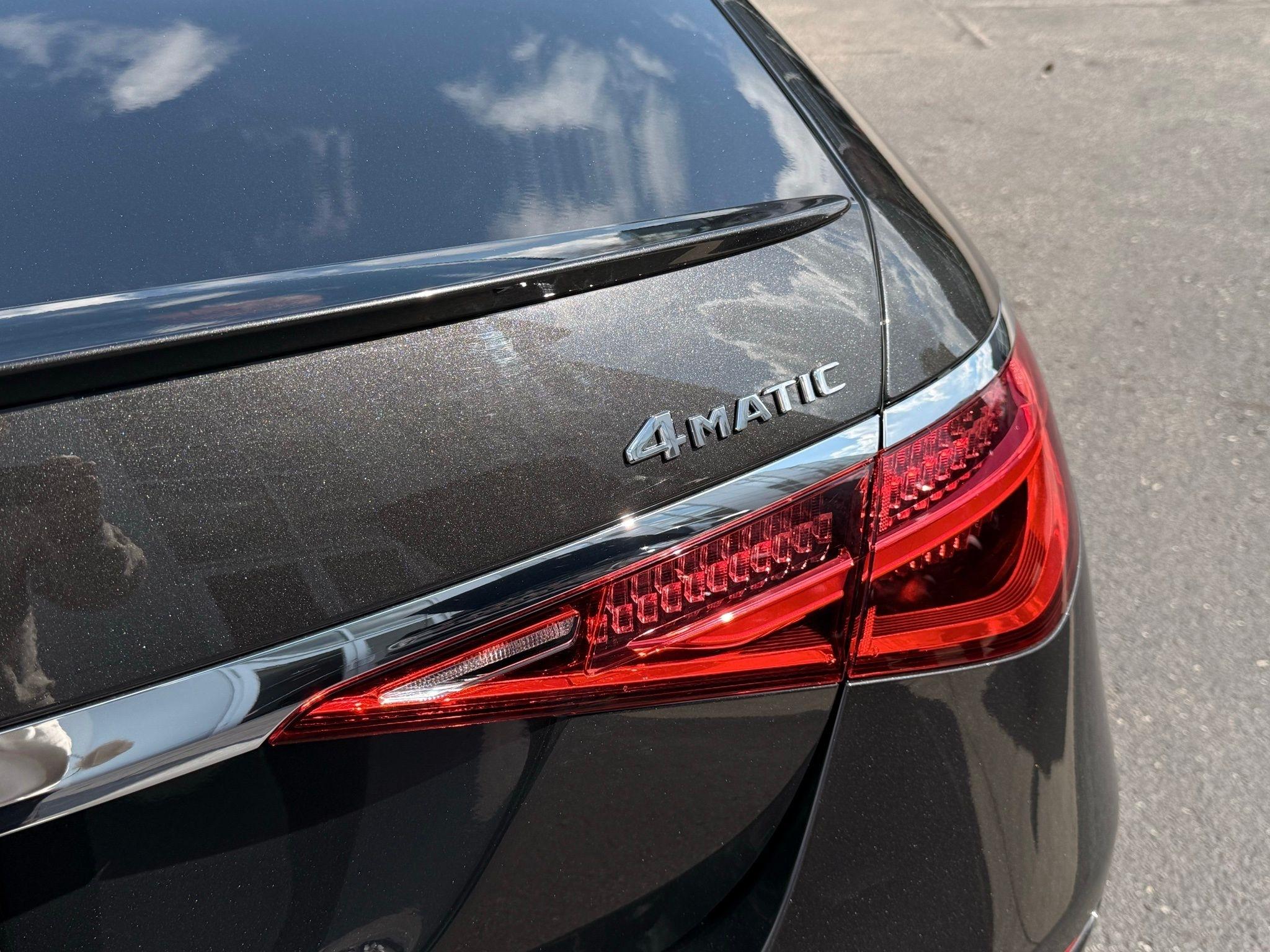 Mercedes-Benz S-Class  2022