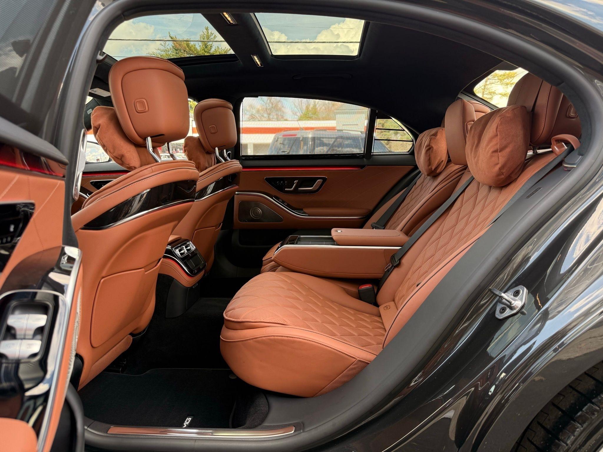 Mercedes-Benz S-Class  2022