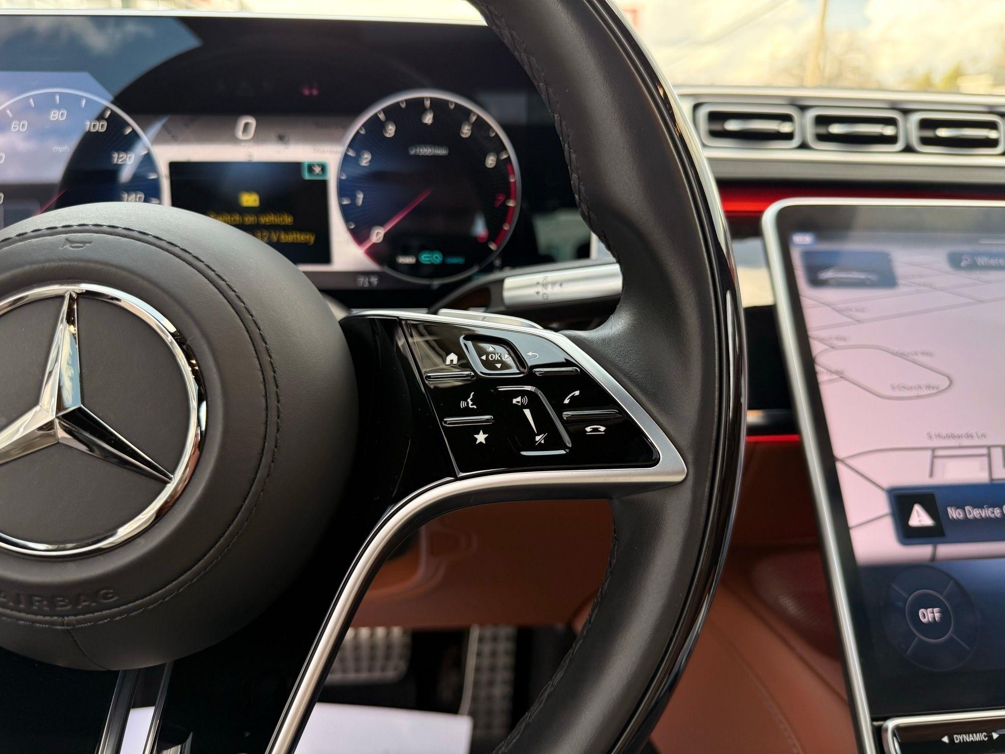 Mercedes-Benz S-Class  2022