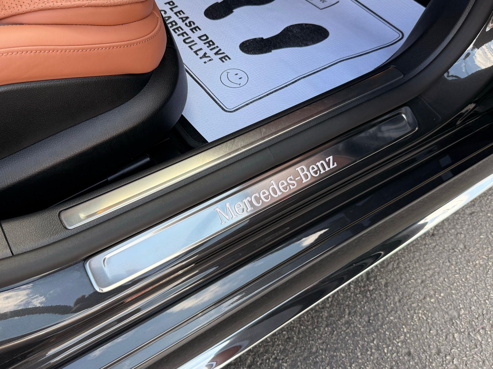 Mercedes-Benz S-Class  2022