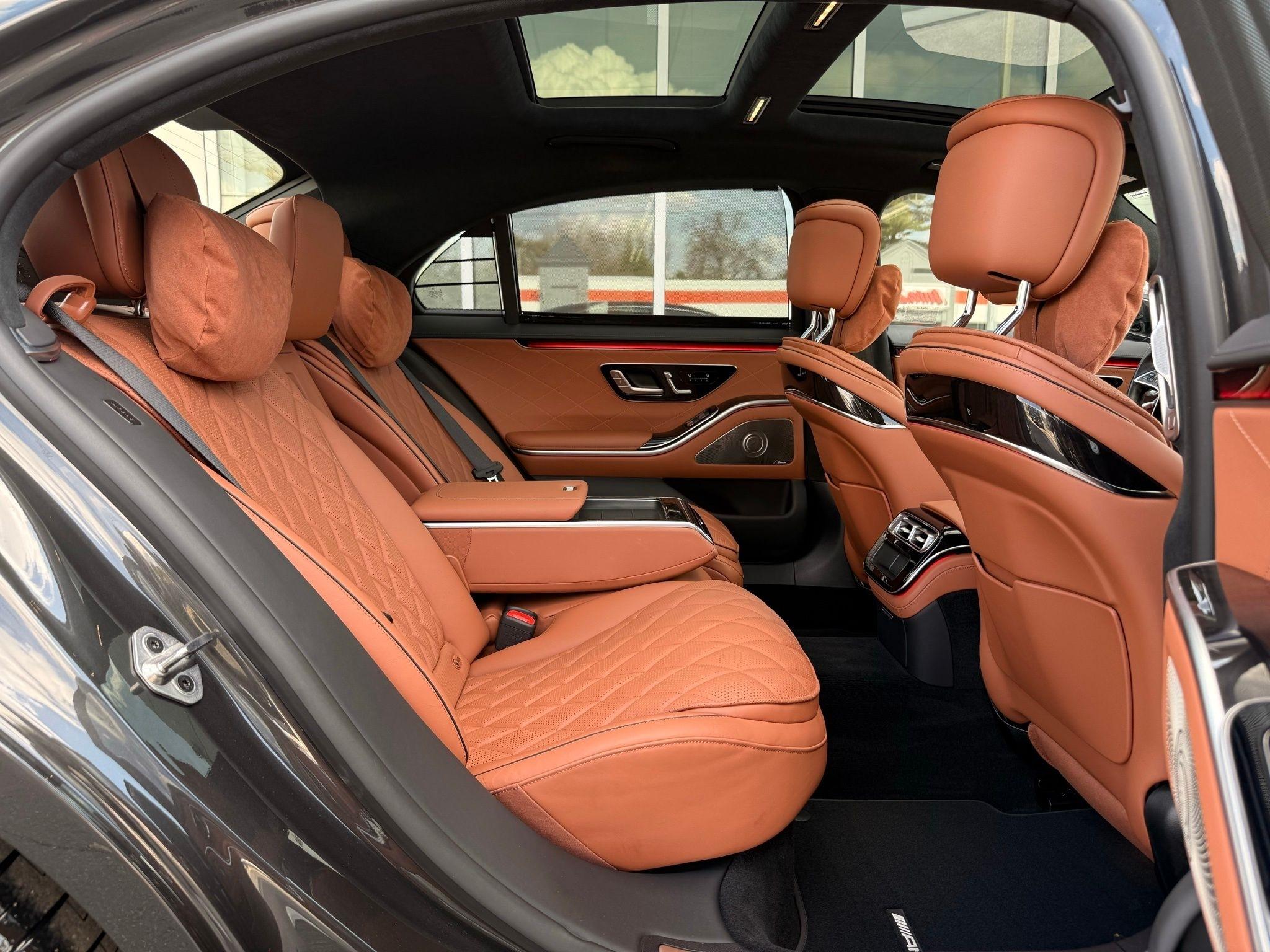 Mercedes-Benz S-Class  2022