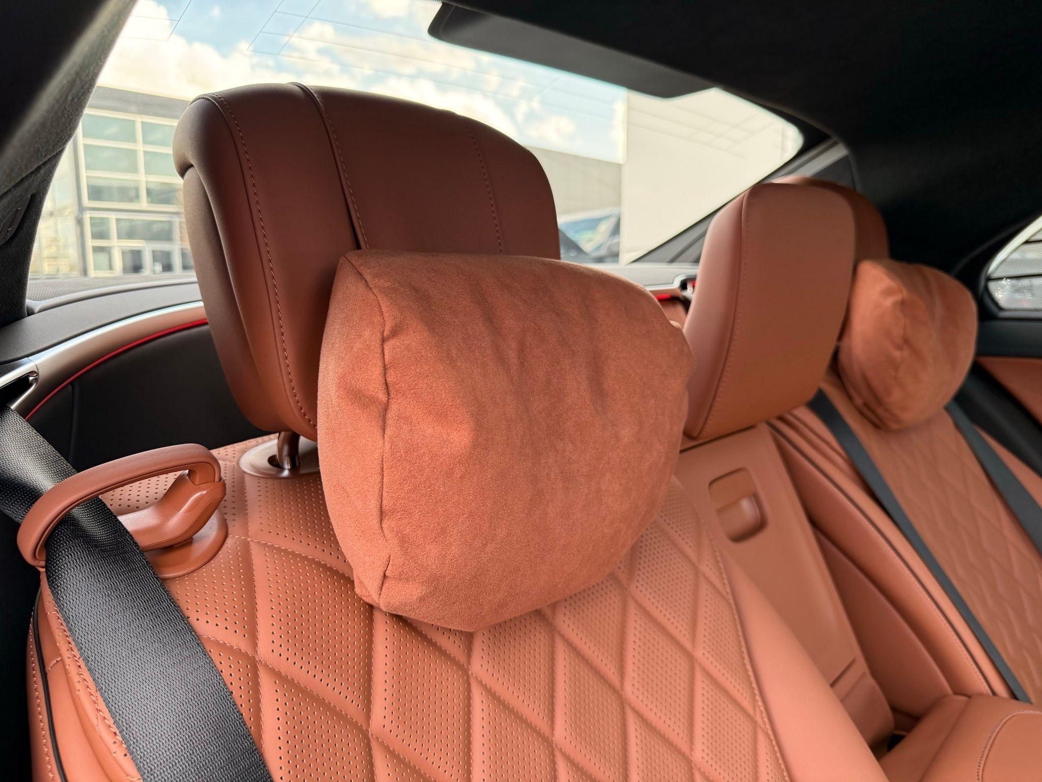 Mercedes-Benz S-Class  2022