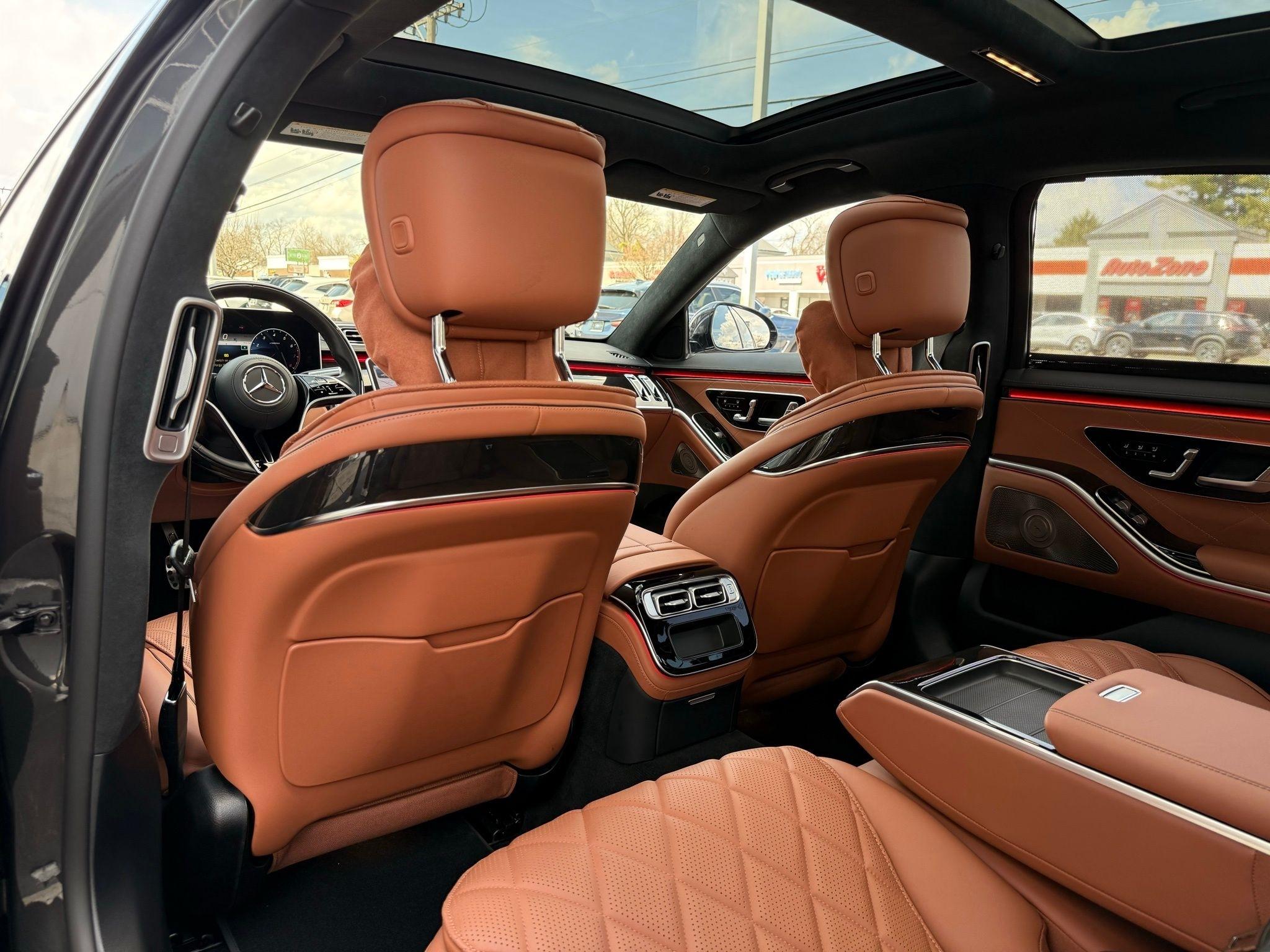 Mercedes-Benz S-Class  2022