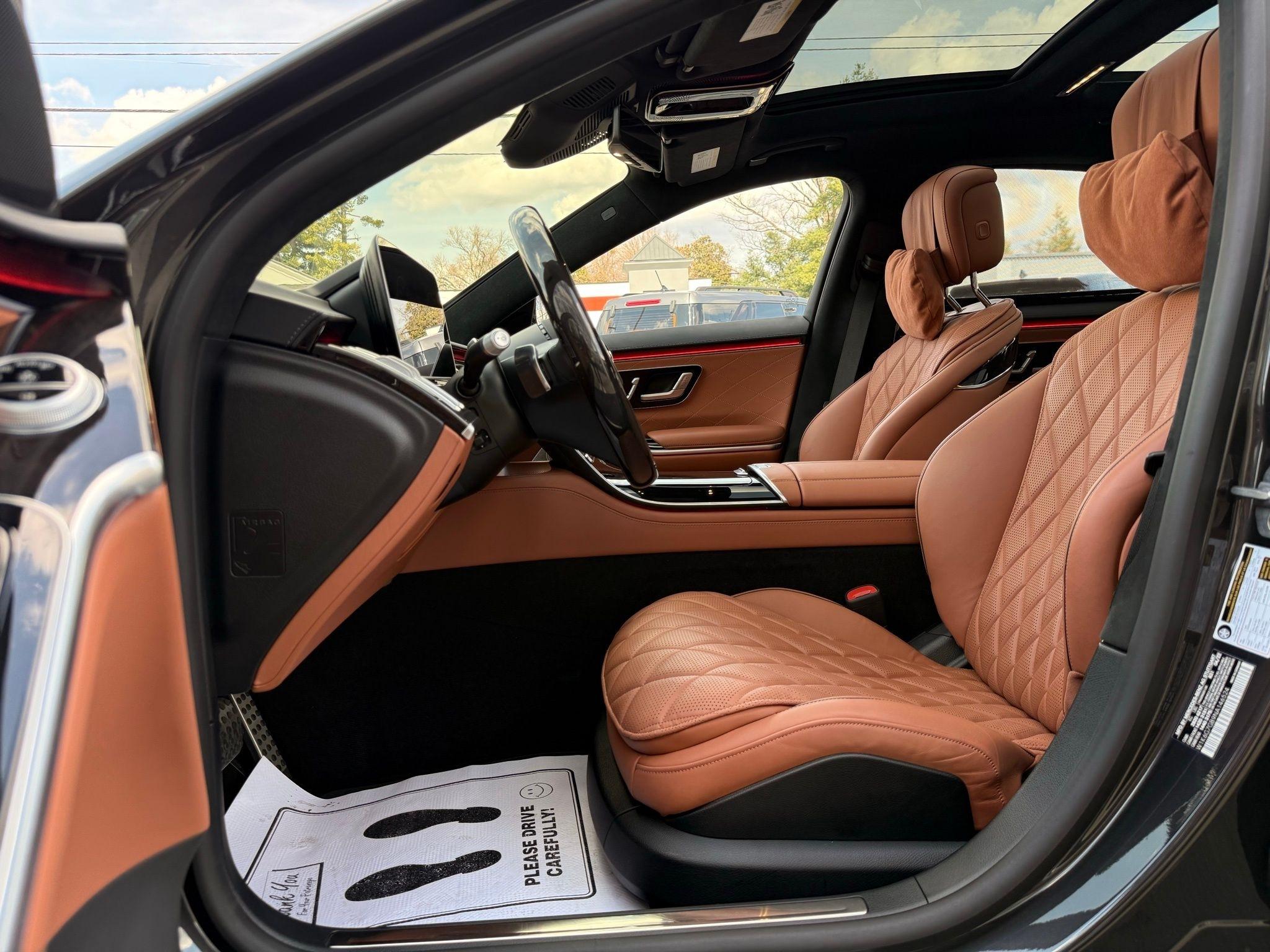 Mercedes-Benz S-Class  2022