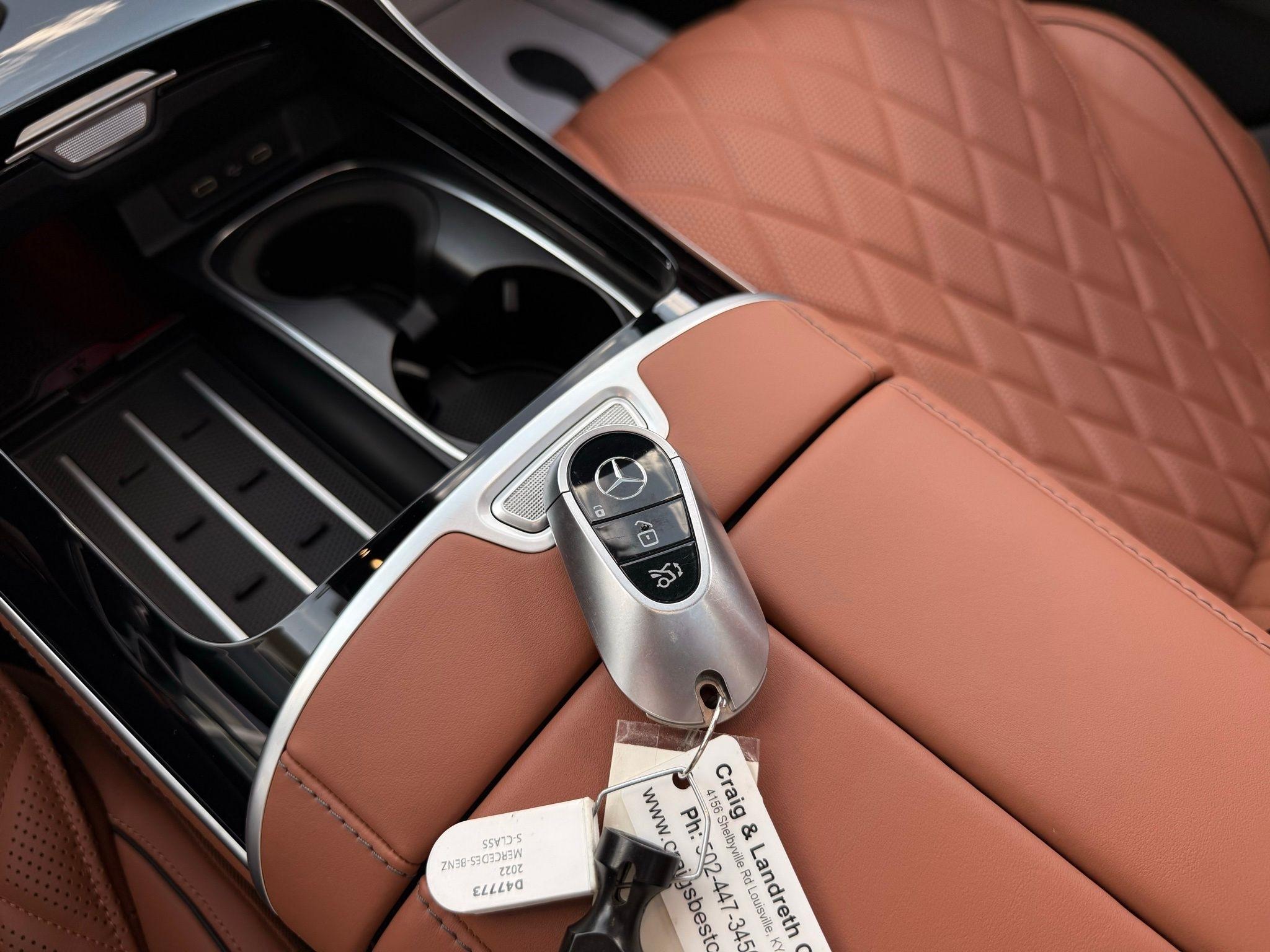 Mercedes-Benz S-Class  2022