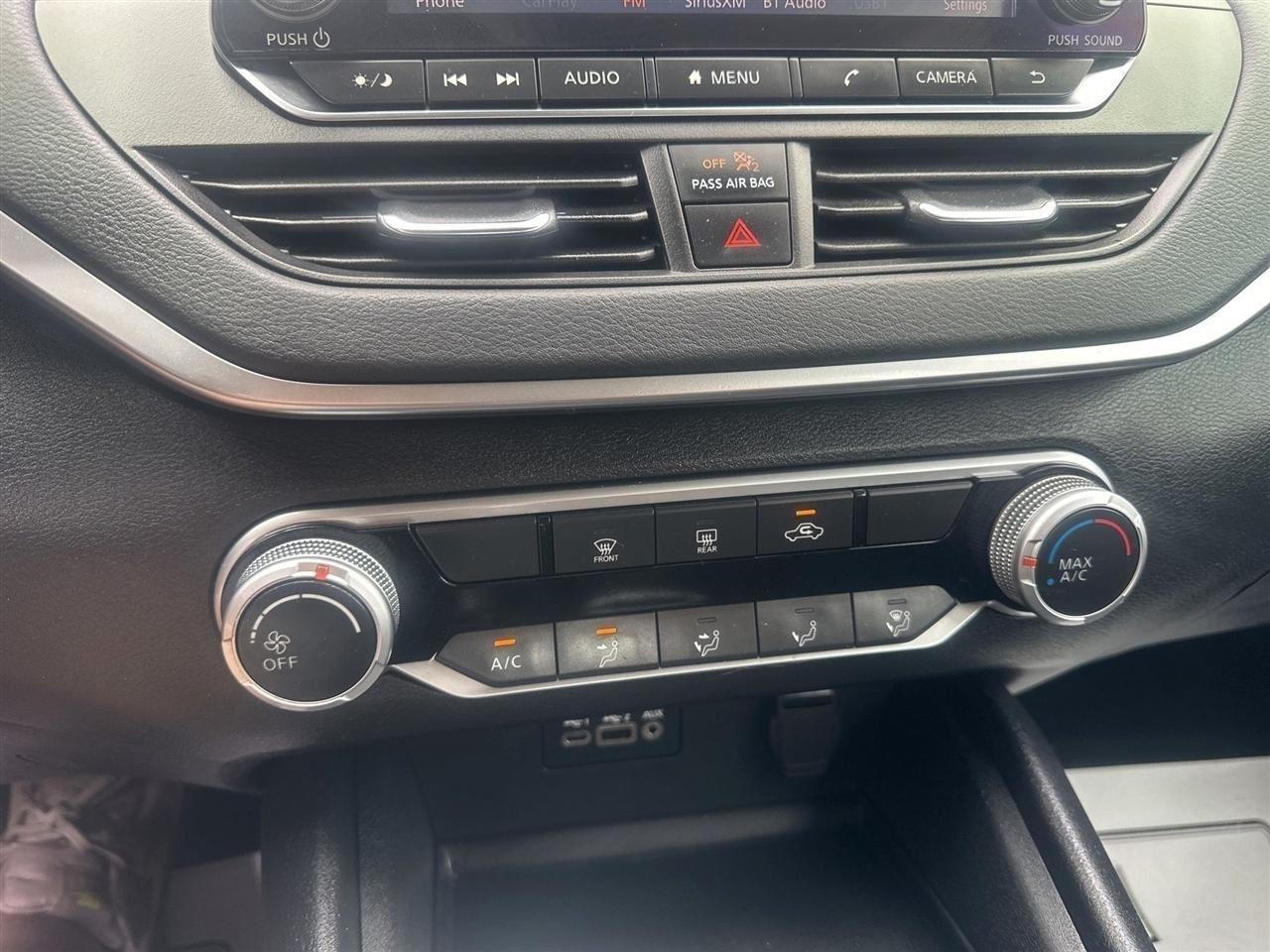 Nissan Altima  2022