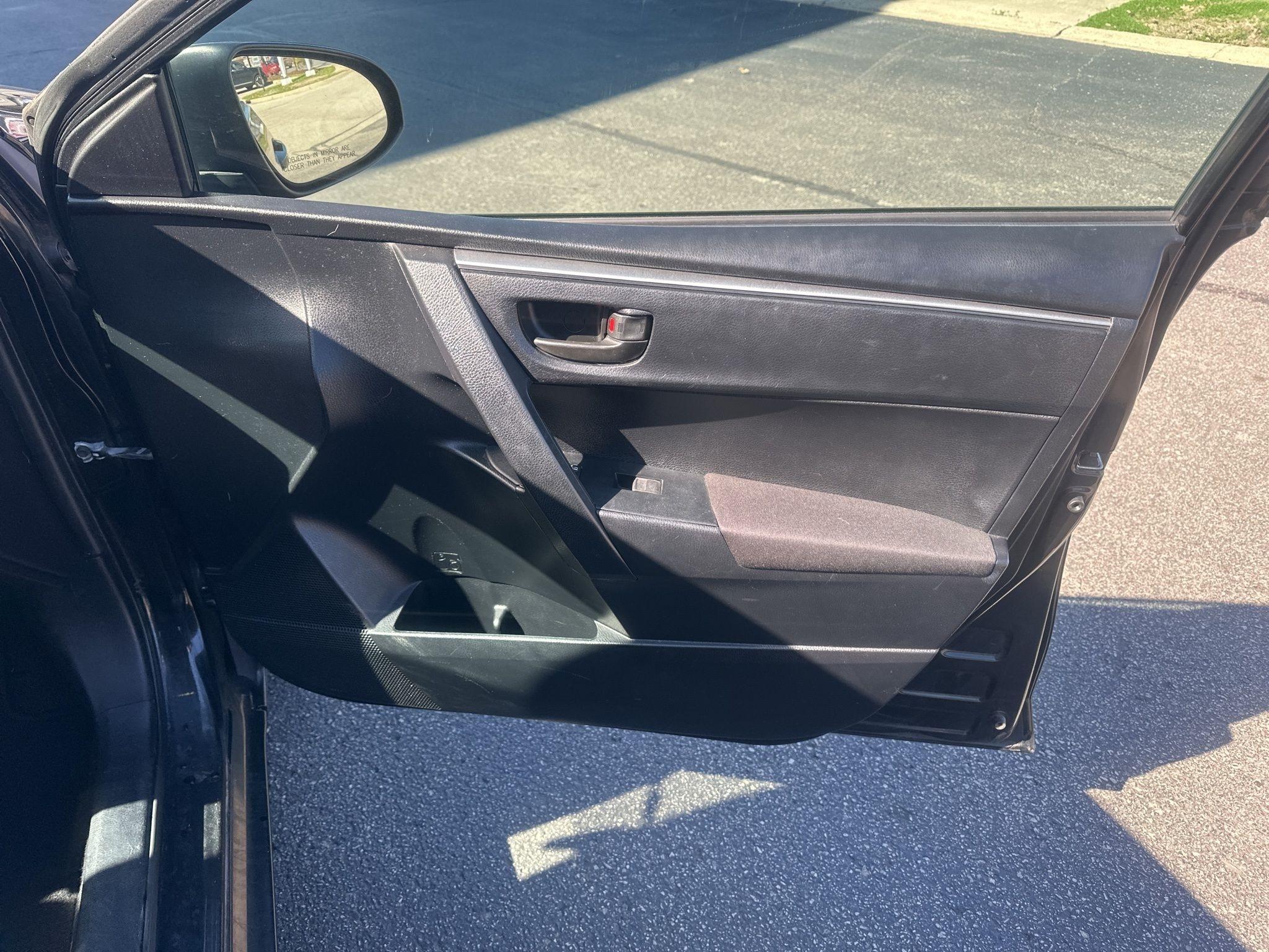 Toyota Corolla  2015