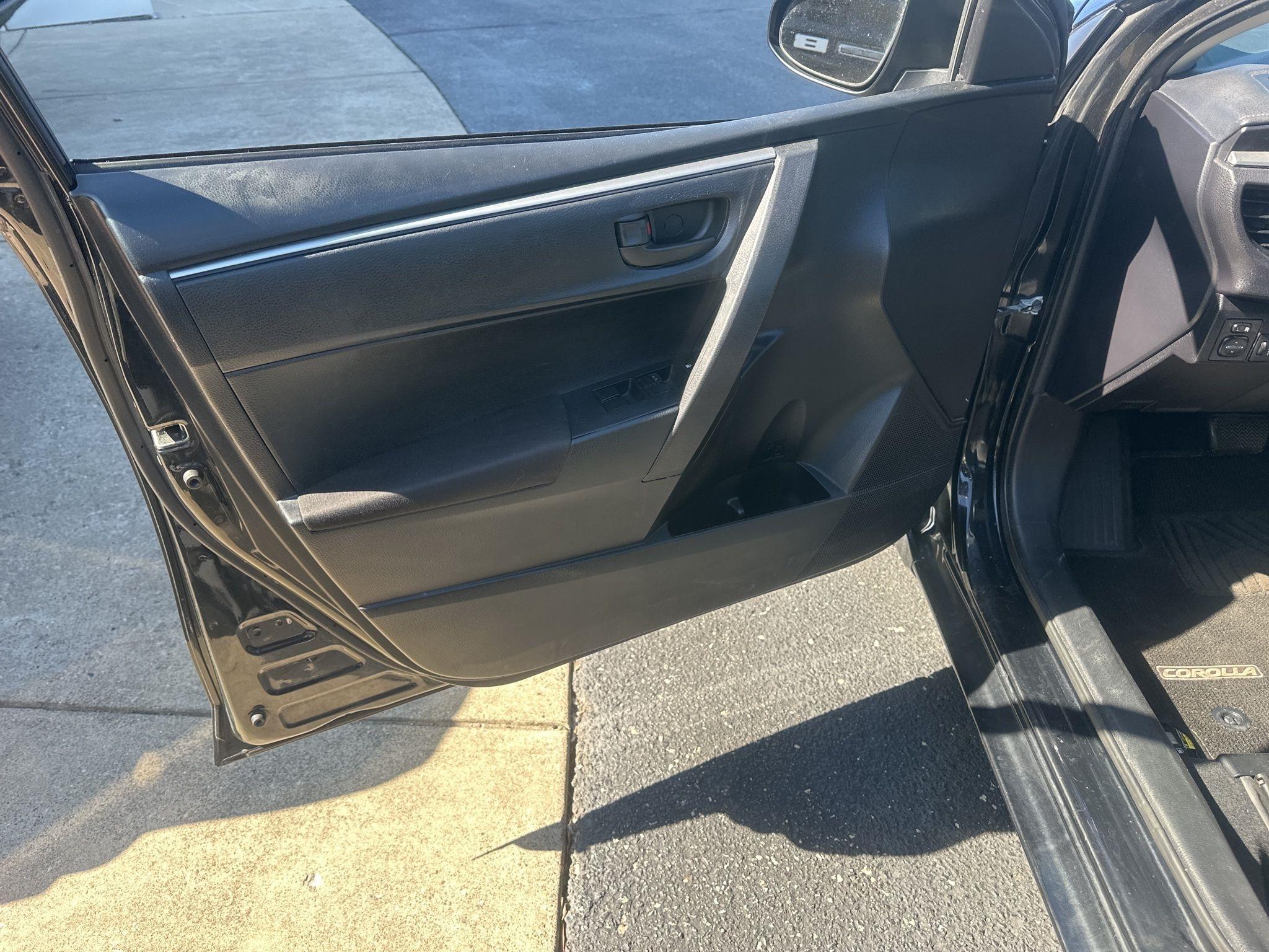 Toyota Corolla  2015