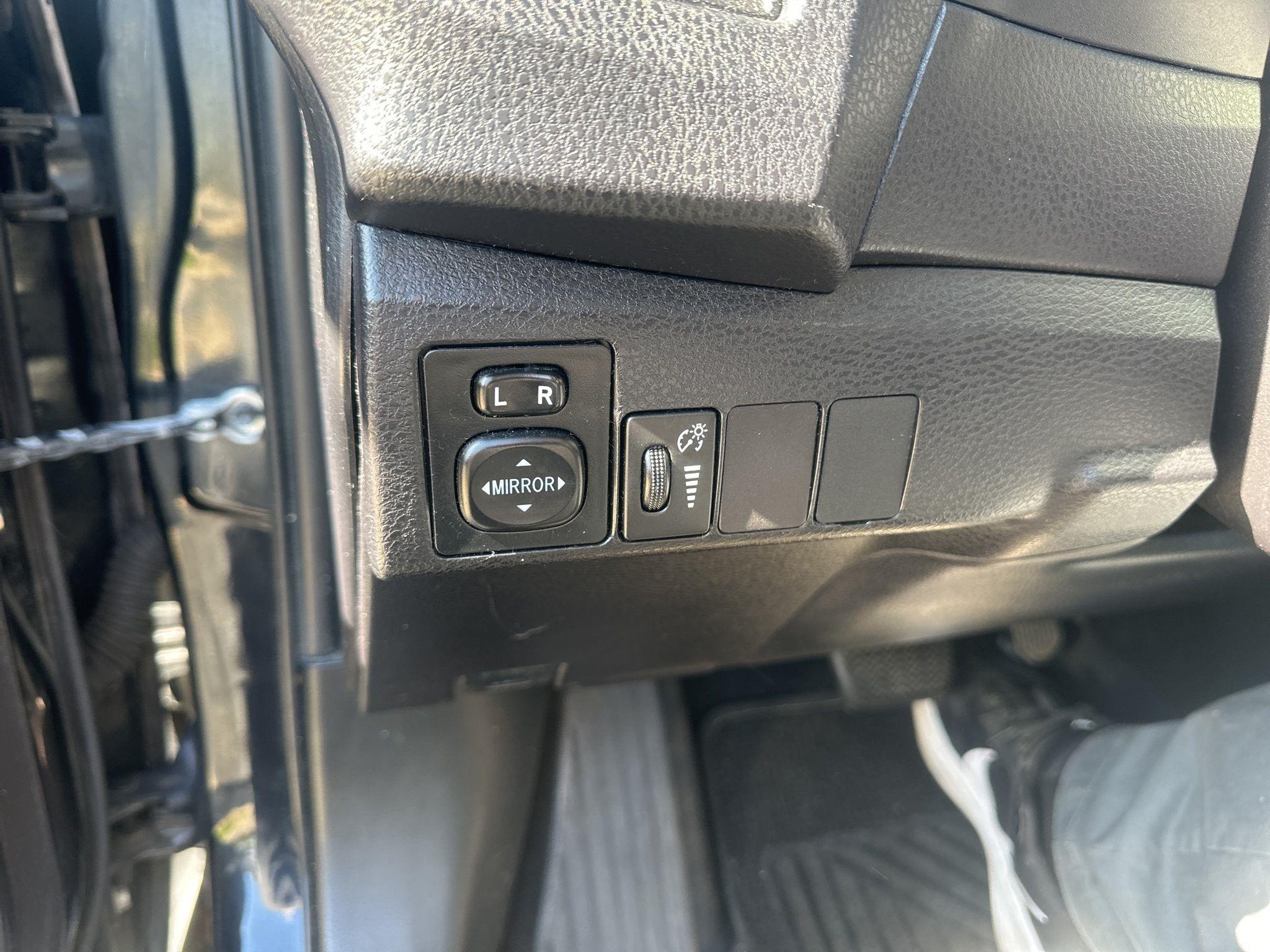 Toyota Corolla  2015