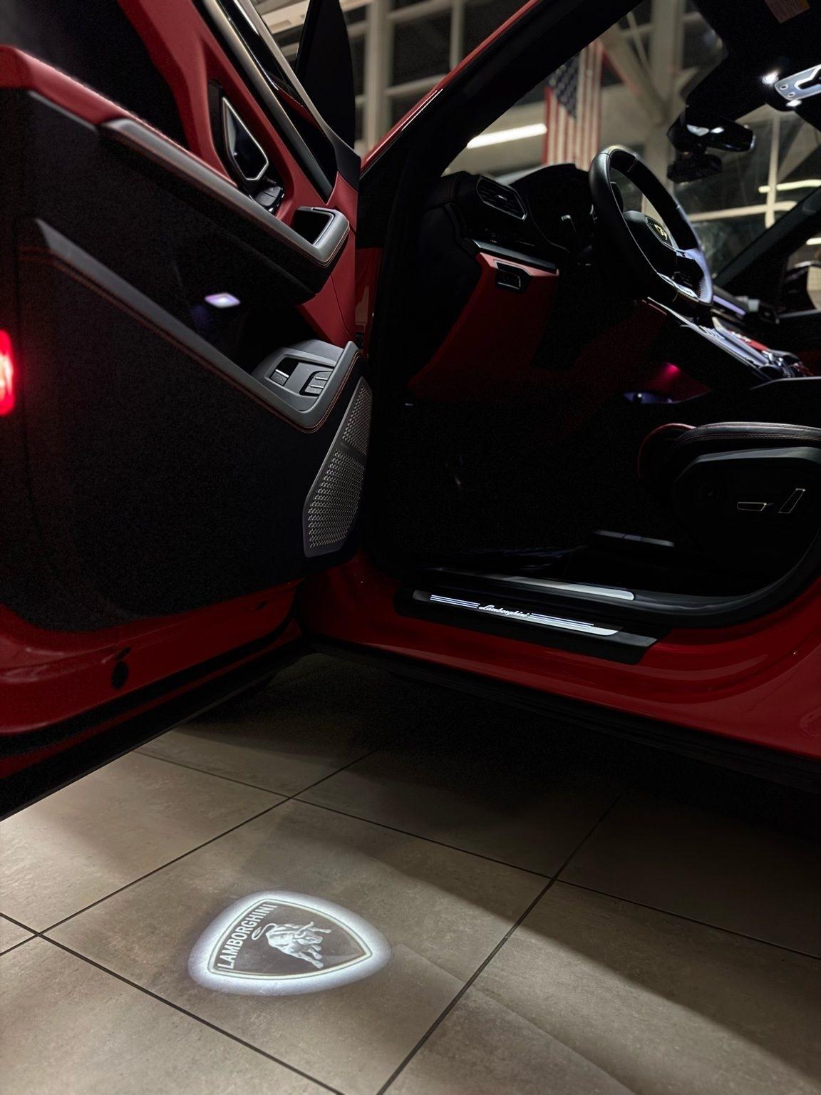 Lamborghini Urus  2022