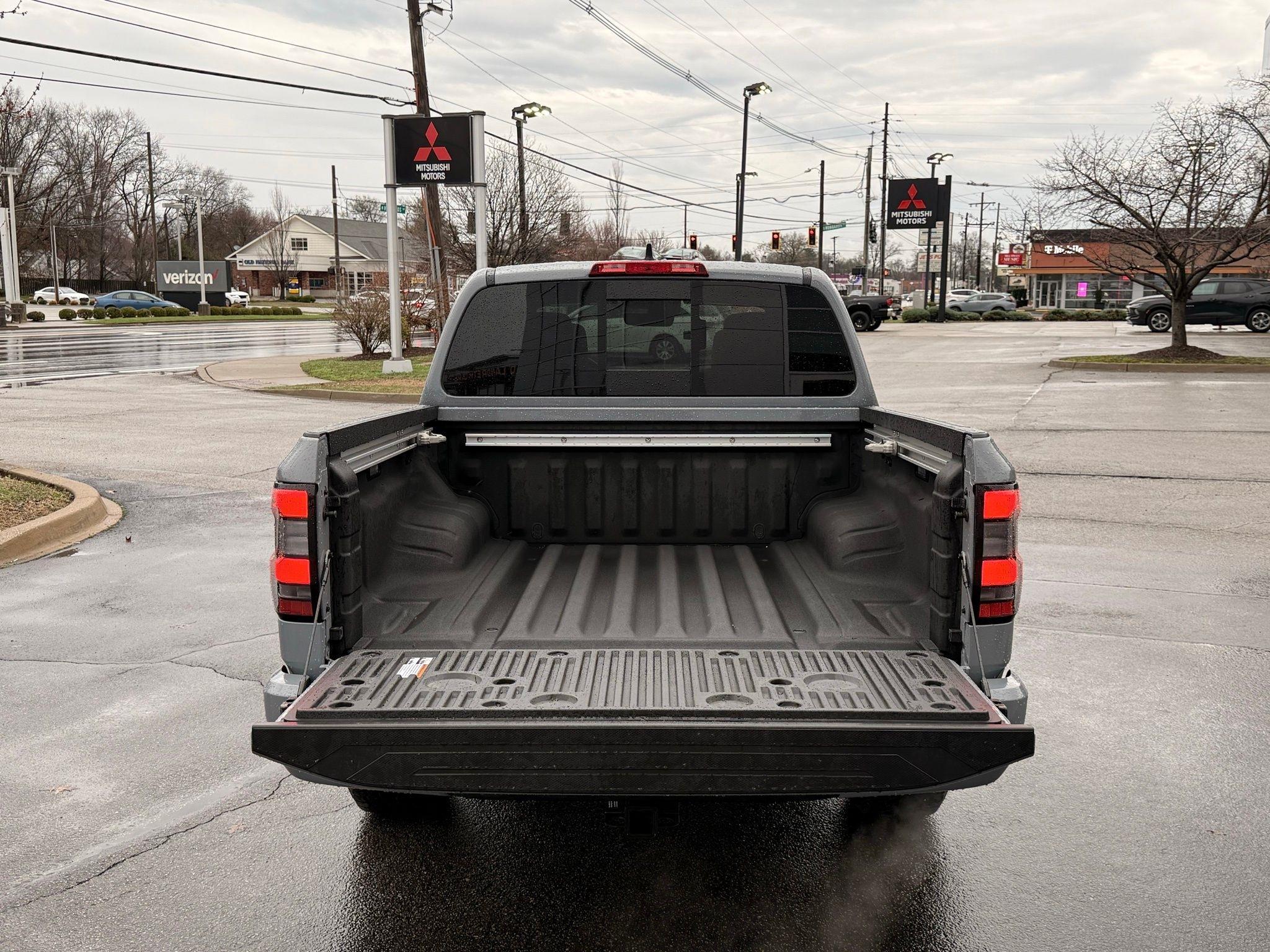 Nissan Frontier  2024