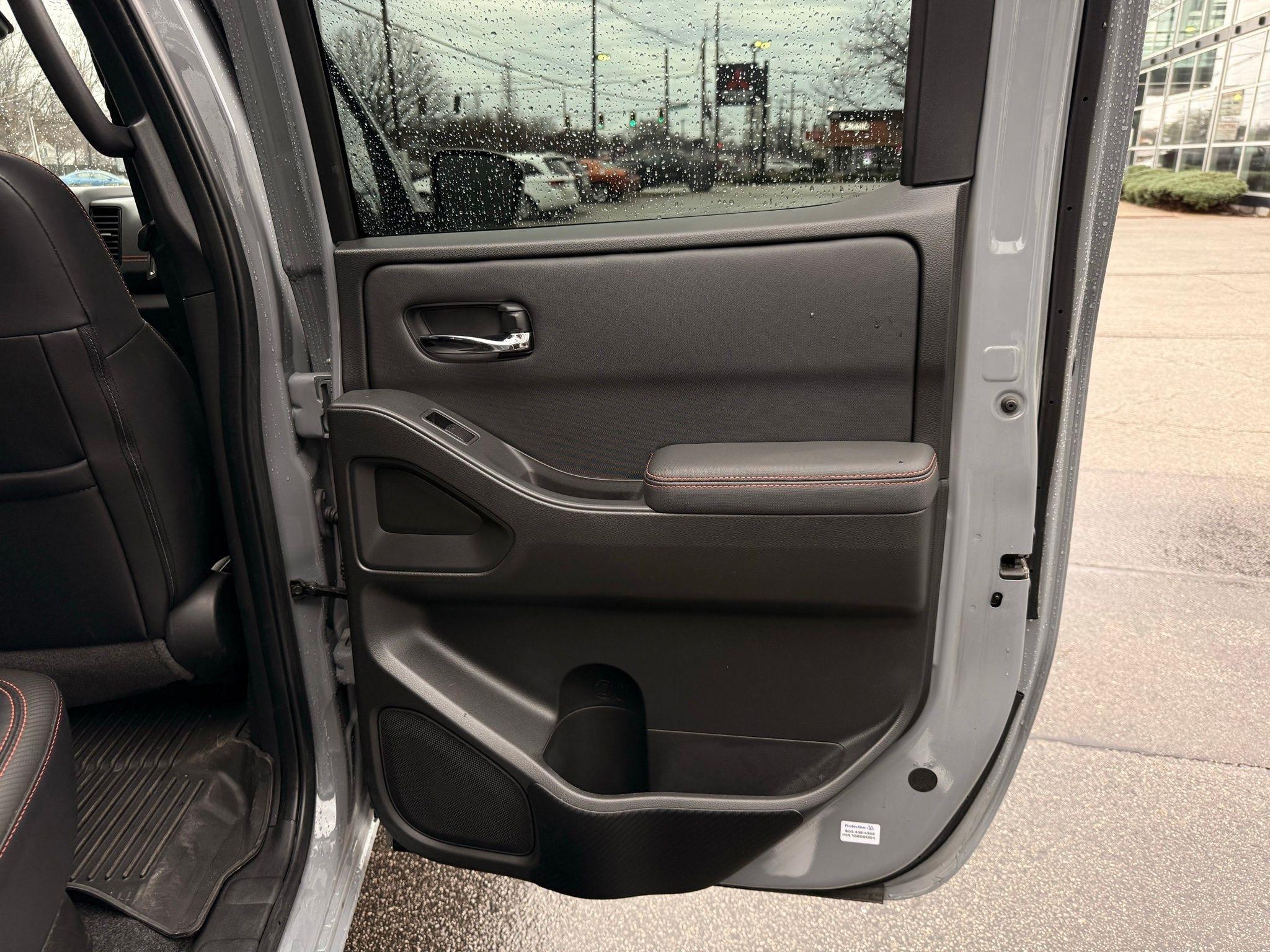 Nissan Frontier  2024