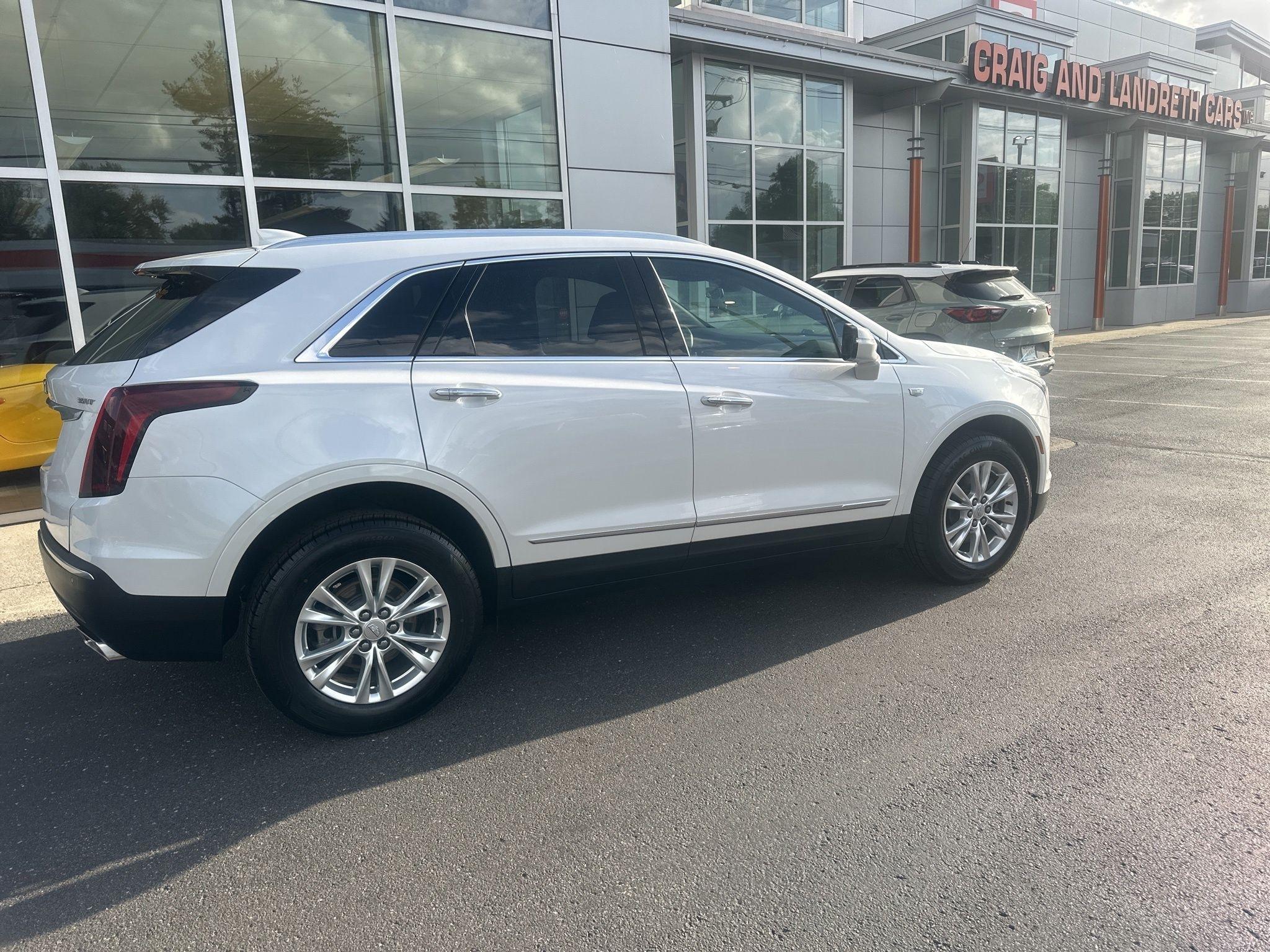 Cadillac XT5  2021