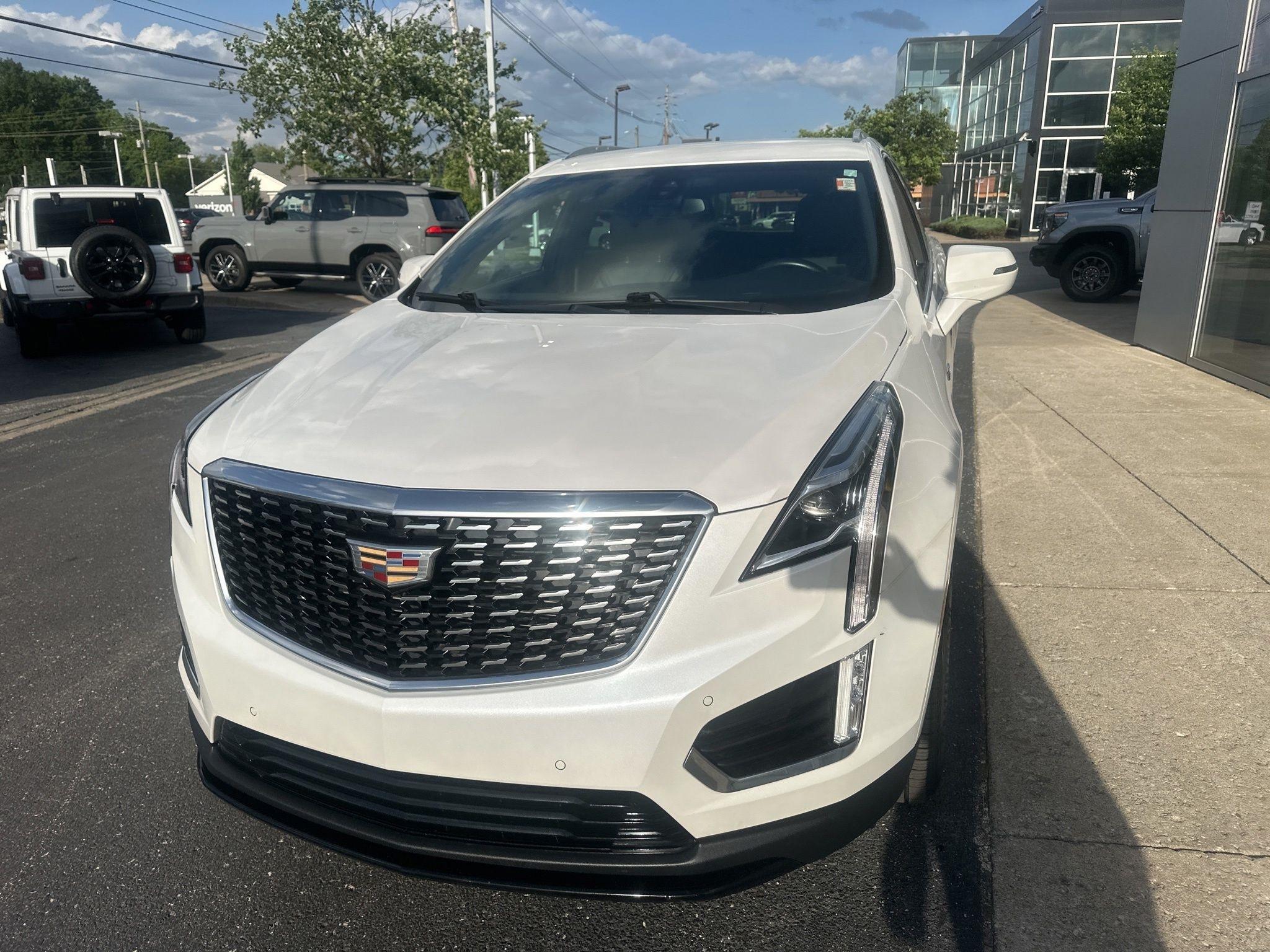 Cadillac XT5  2021
