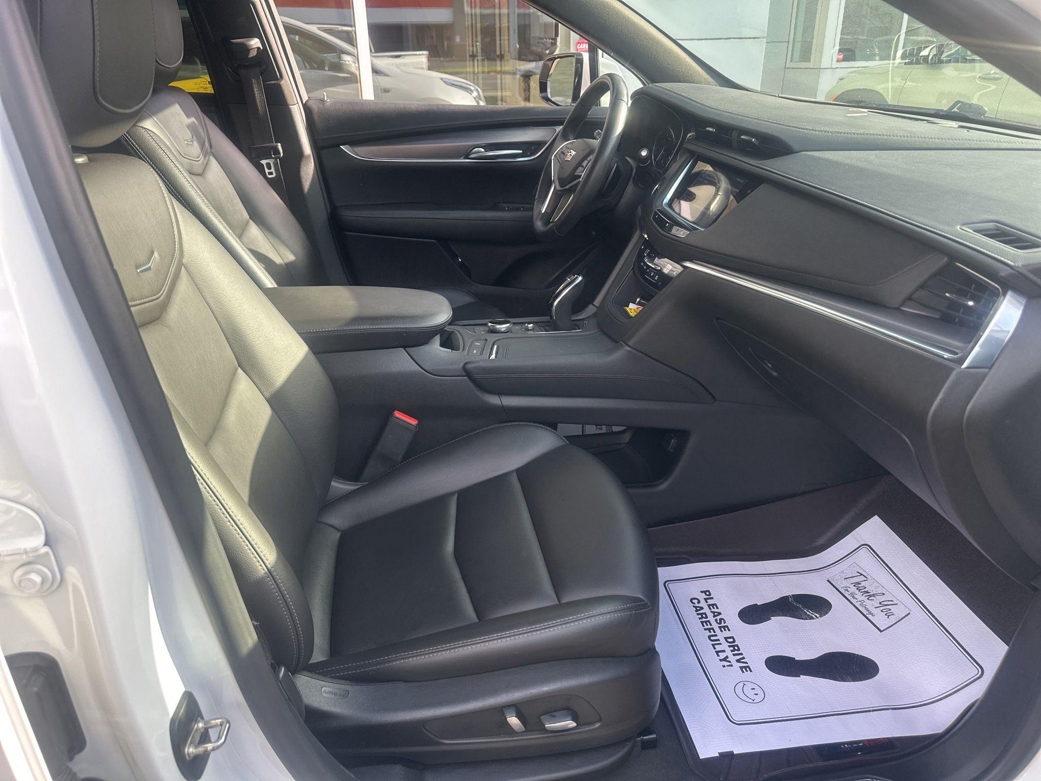 Cadillac XT5  2021